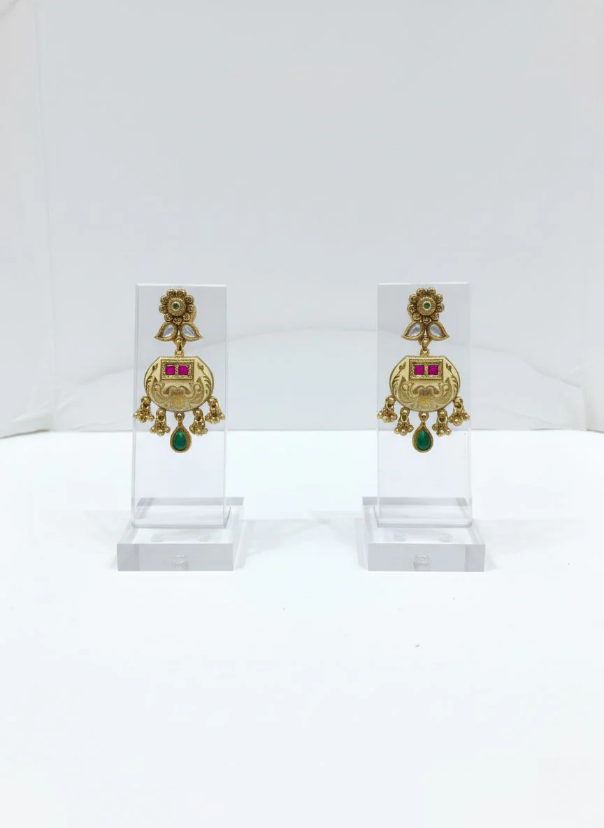 Antique Gold Kundan Choker Necklace Set with Ruby & Emerald Detailing - Image 2