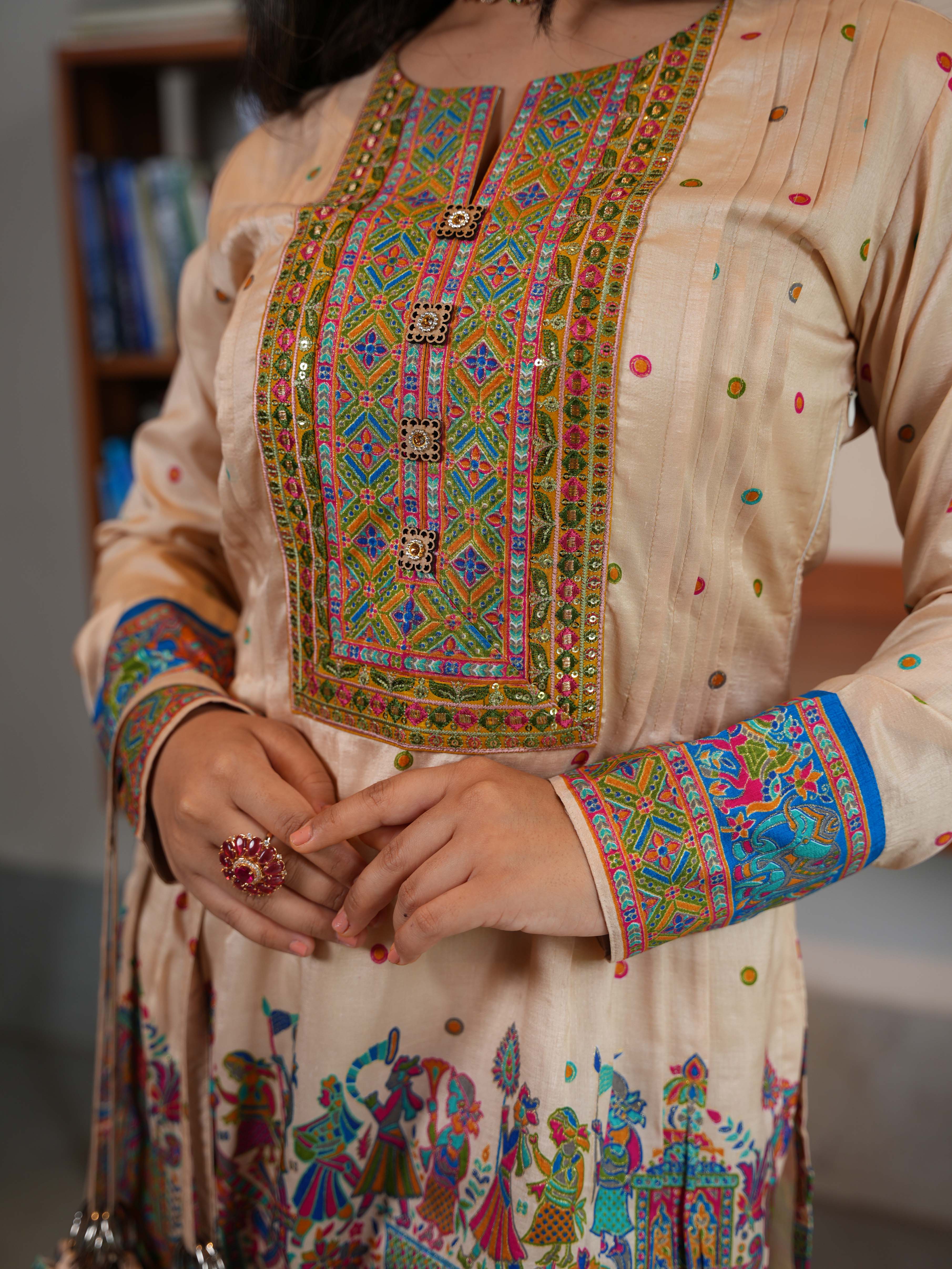 Beige Multicolor Cotton Printed Kurta-Pant Set with Handbag - Image 4