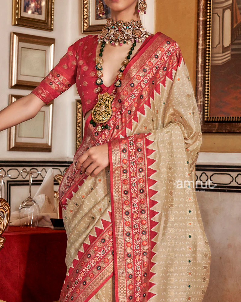 Beige with Red Floral Motifs Printed Border Saree and Unstitched Blouse - Image 3