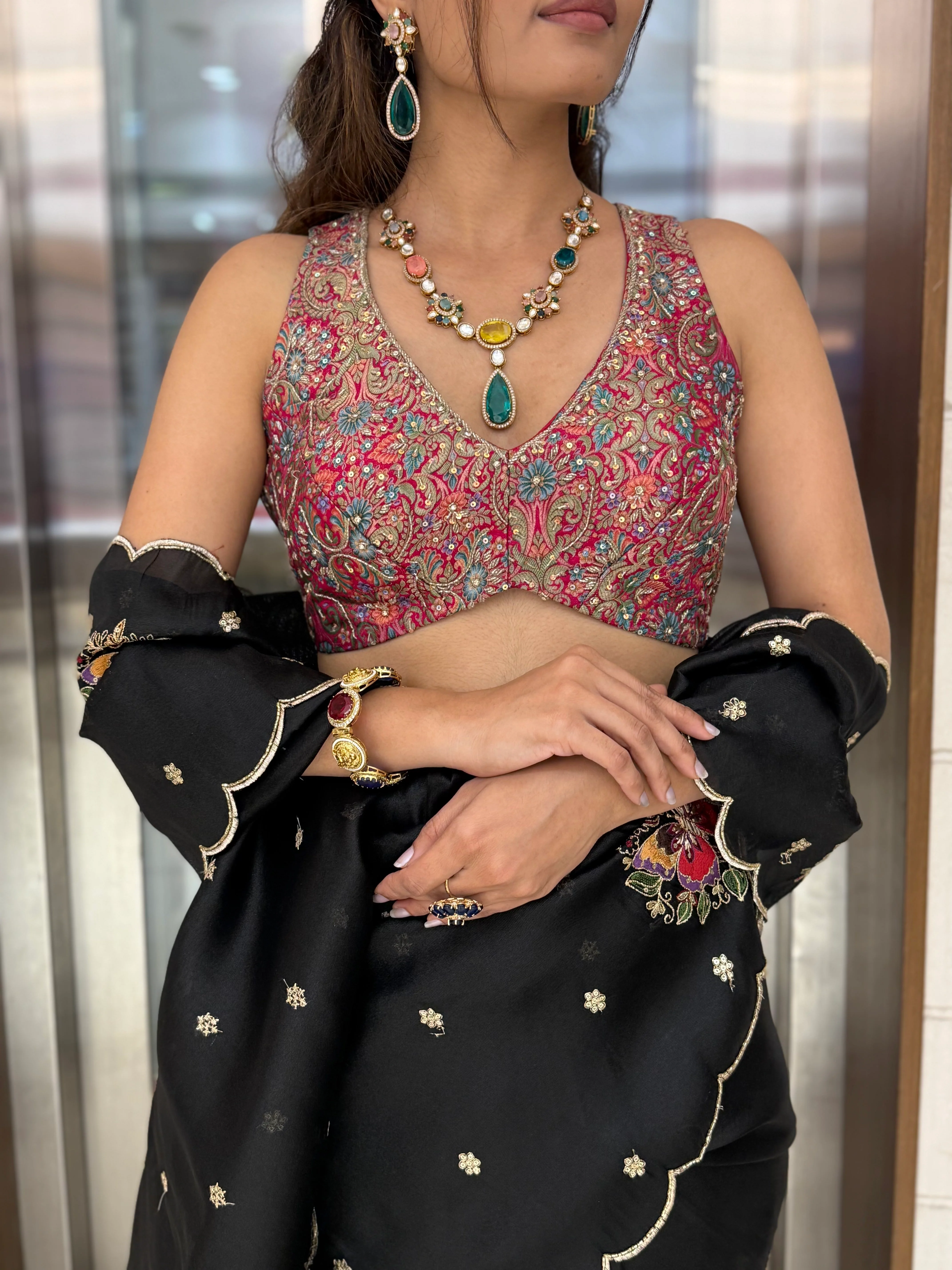 Black Organza Saree with 3D Floral Hand Embroidery & Scalloped Border - Image 5