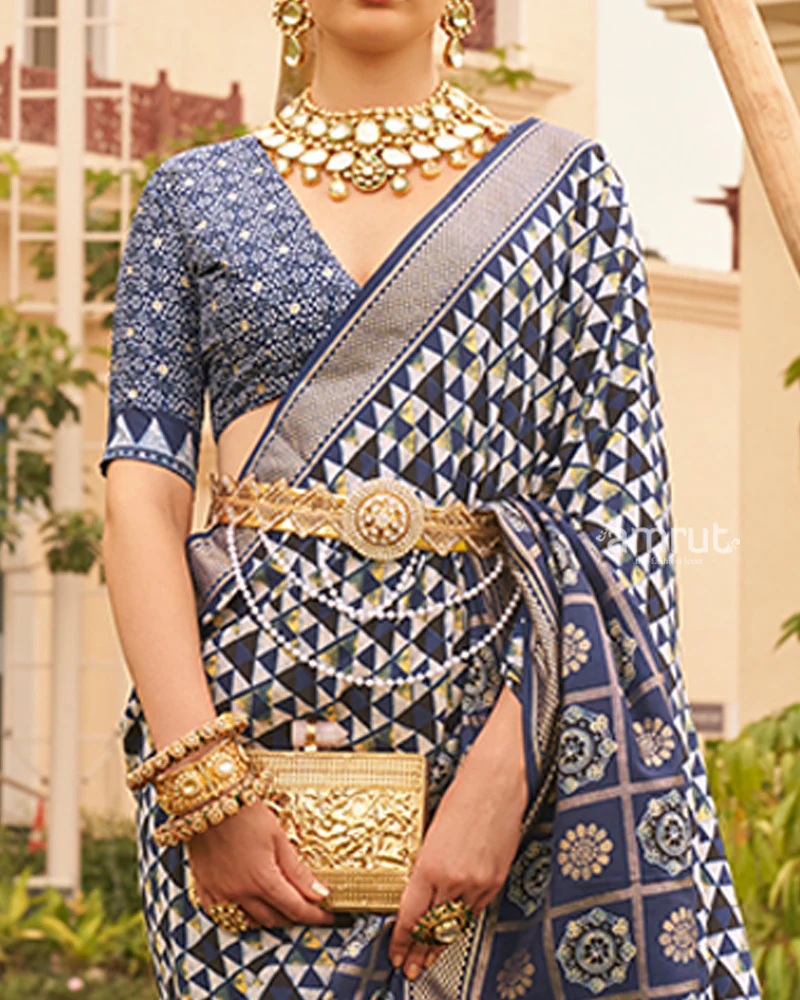 Blue & White Geometric Printed Embellished Zari Border Silk Saree with Unstitched Blouse - Image 3