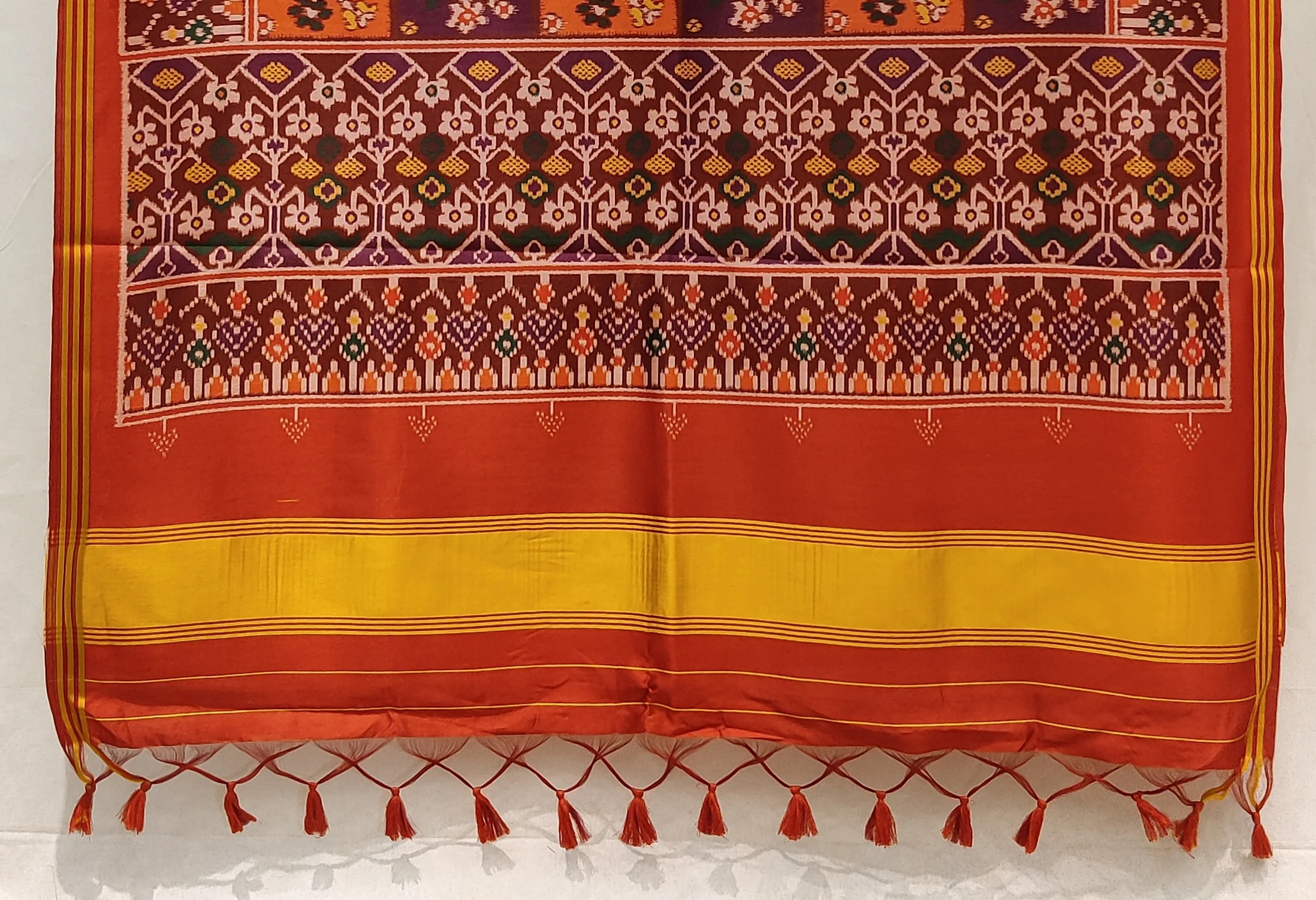 Brick Red & Wine Traditional Patola Inspired Silk Blend Saree with Heritage Motifs p19 - Image 3