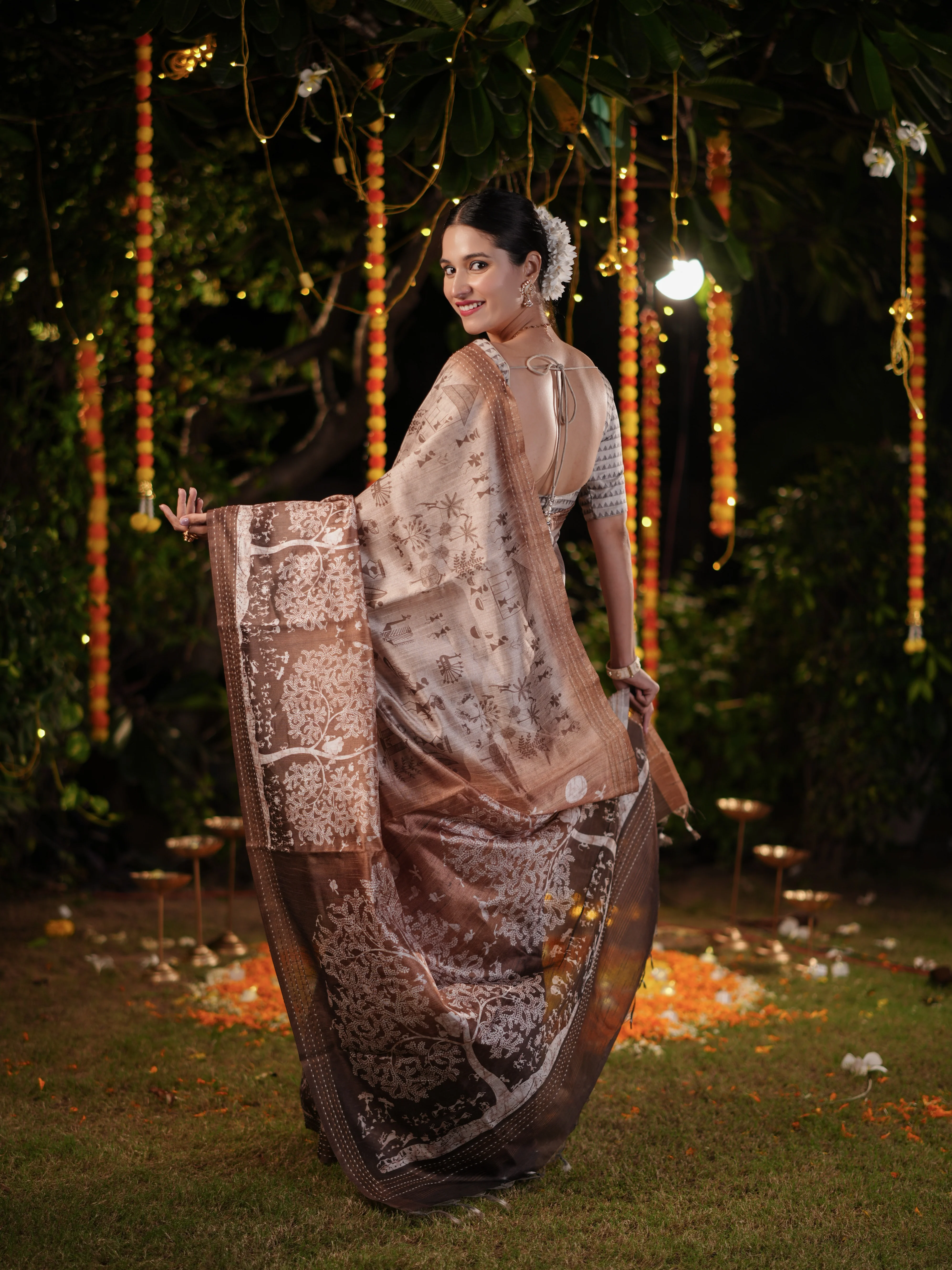 Brown PV Cotton Khadi Saree with Intricate Floral Prints and Unstitched Blouse - Image 7