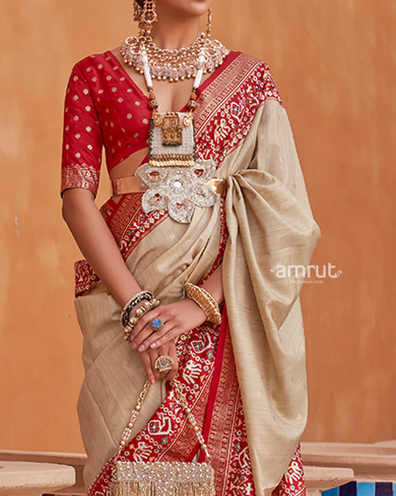 Cream Zari Weaving Red Border Saree in Patola Silk with Unstitched Blouse - Image 3