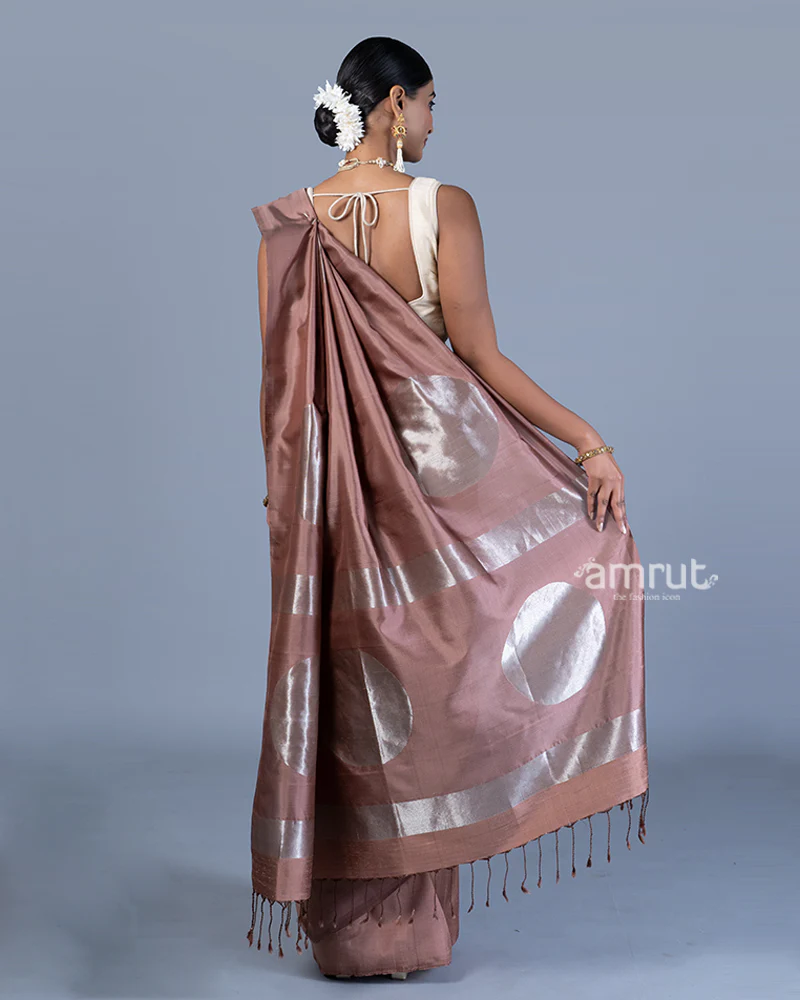 Dark Mauve Saree with Silver Zari Woven Detailing with Unstitched Blouse - Image 5