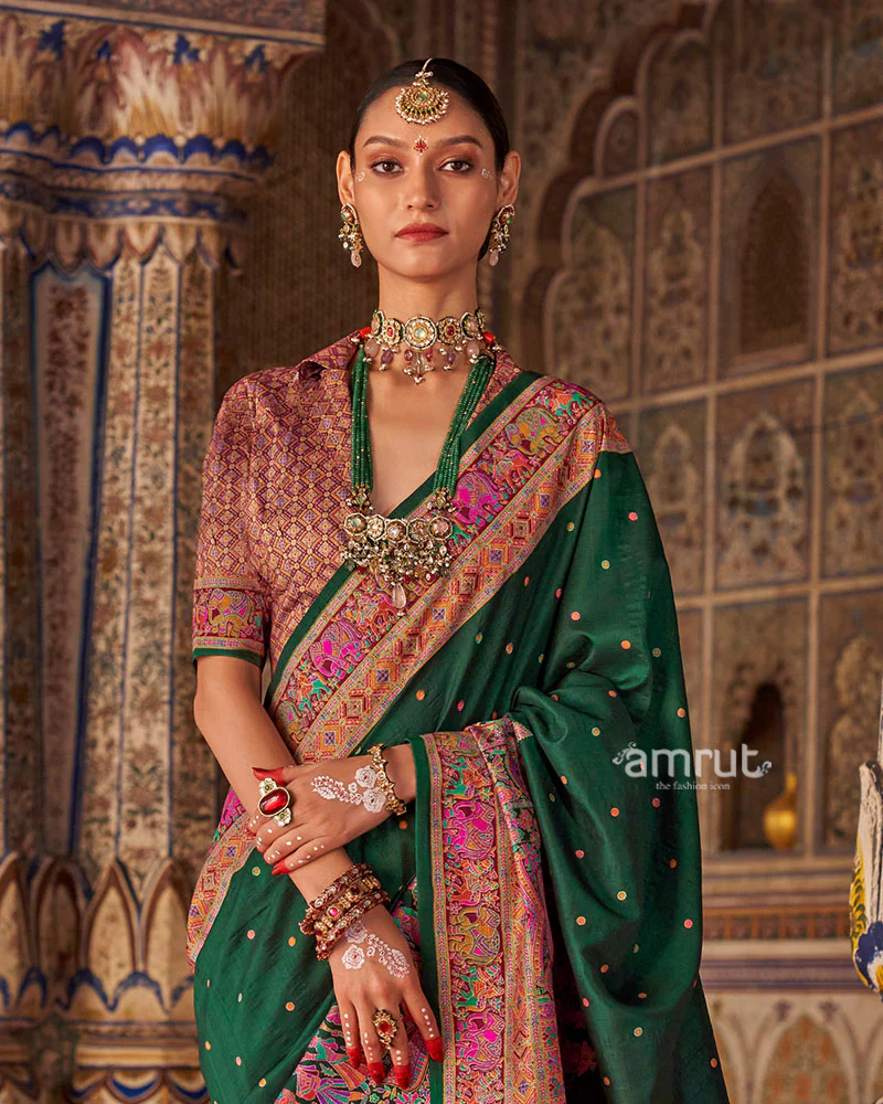Deep Forest Green with Floral Motifs Printed Border Saree and Unstitched Blouse - Image 2