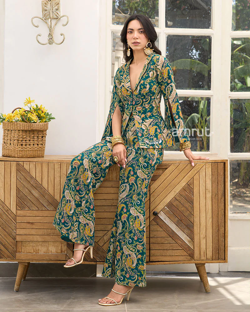 Deep Green Paisley Printed Indo-Western Set - Image 5