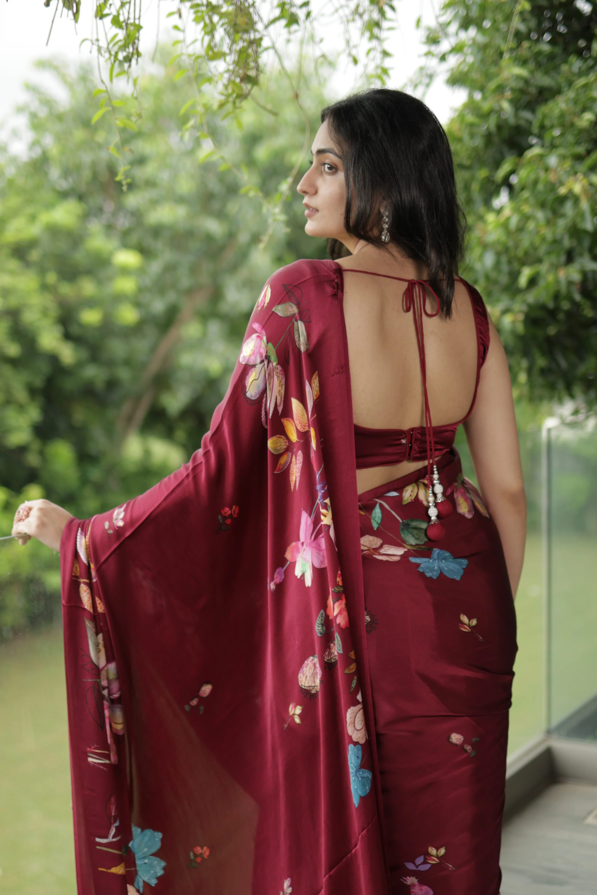 Deep Wine Crepe Satin Silk Saree with Tropical Digital Print Unstitched Blouse - Image 3