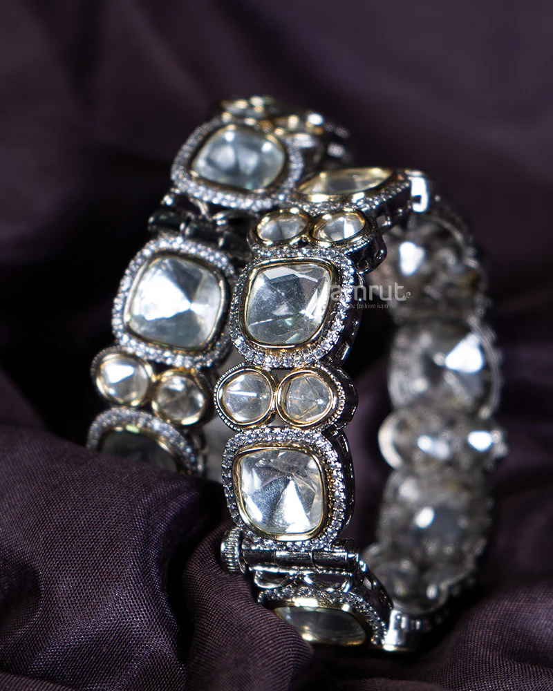 Dual-Tone Polki Bangle Set with Uncut Diamonds - Image 2