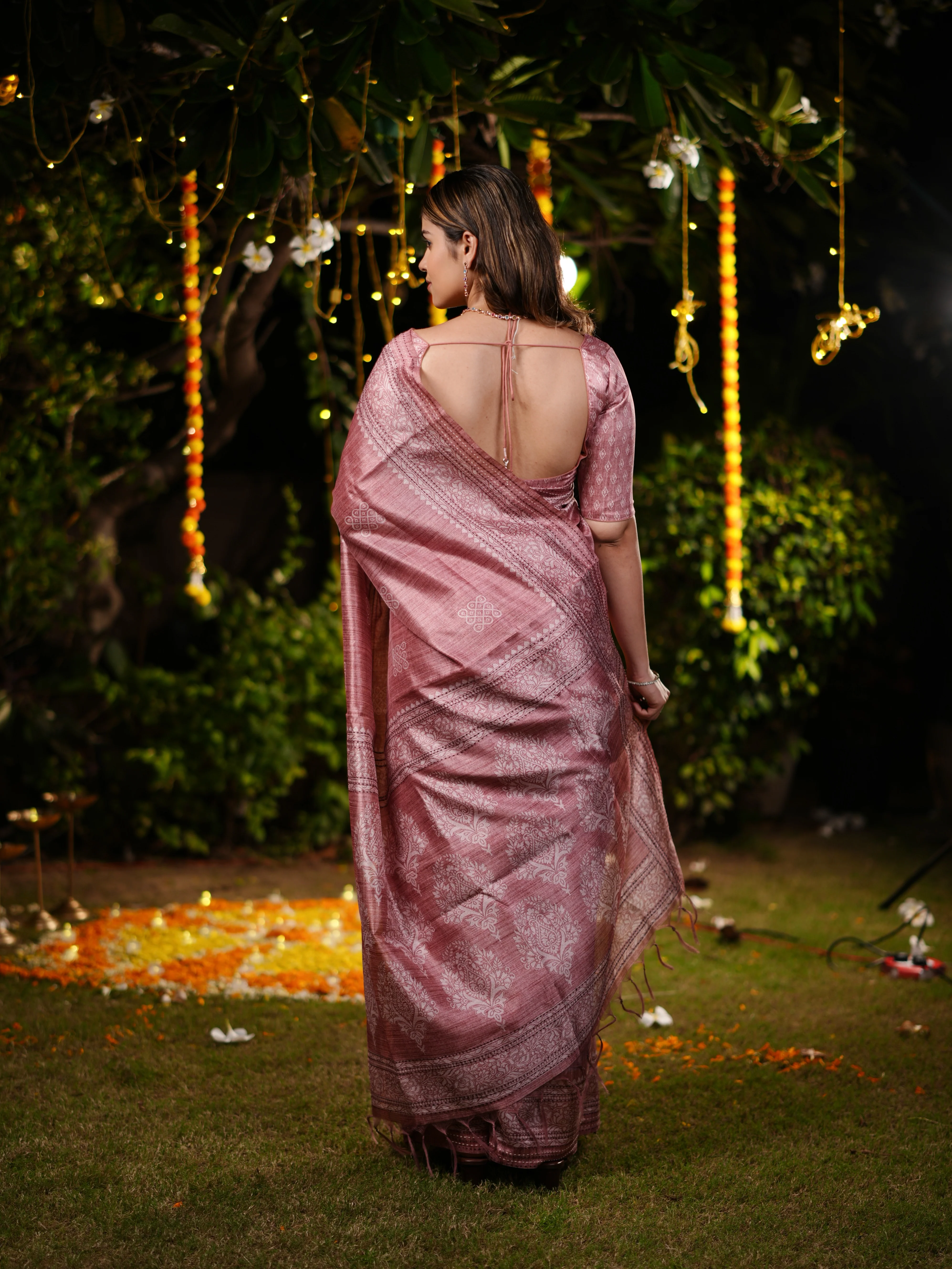 Dusty Rose PV Cotton Khadi Saree with Intricate Woven Motifs and Unstitched Blouse - Image 5