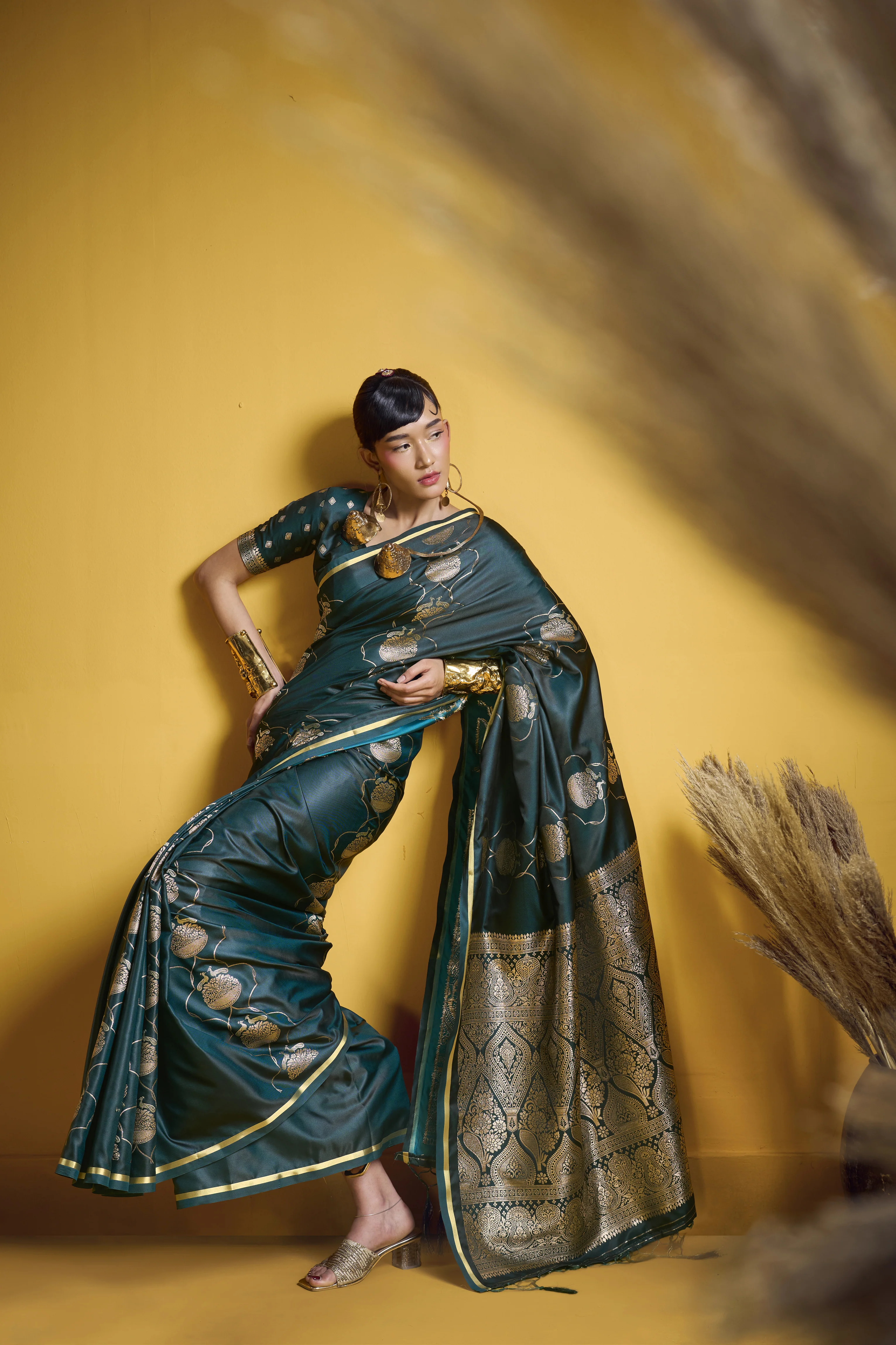 Elegant Bottle Green Satin Handloom Saree with Gold Woven Motifs - Image 4