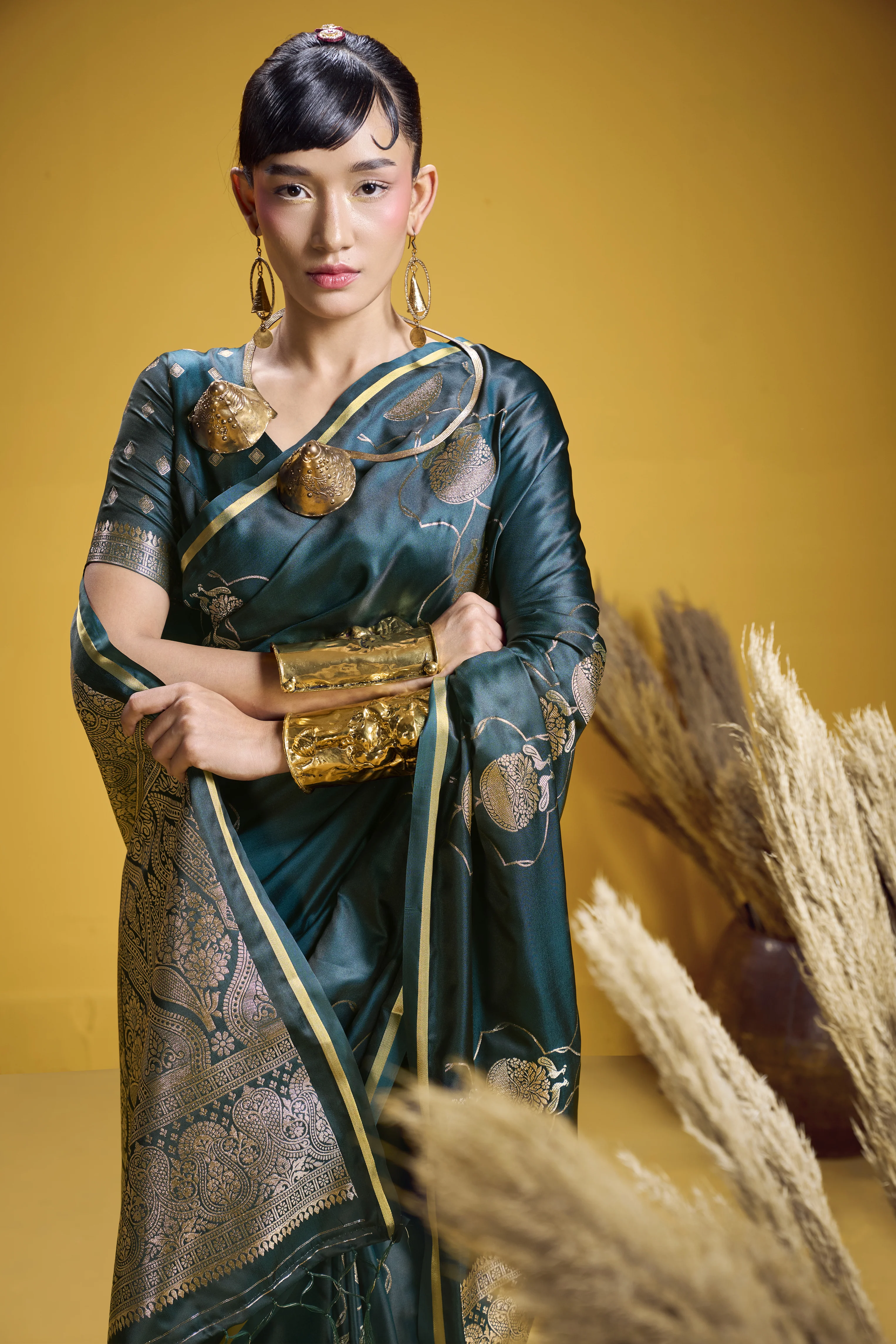 Elegant Bottle Green Satin Handloom Saree with Gold Woven Motifs - Image 5