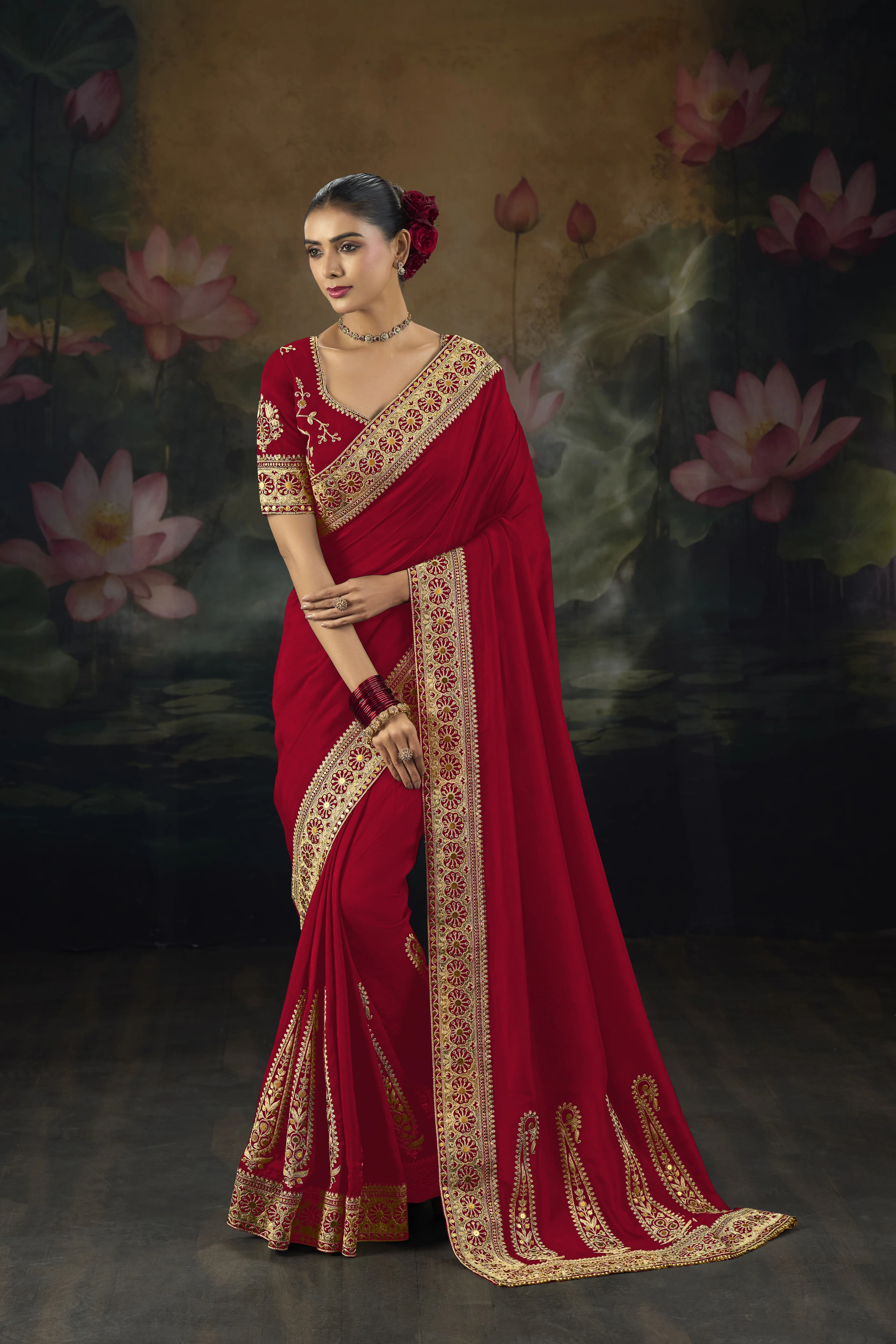 Elegant Saree with Rich Gold Embroidered Border & Designer Blouse - Image 4