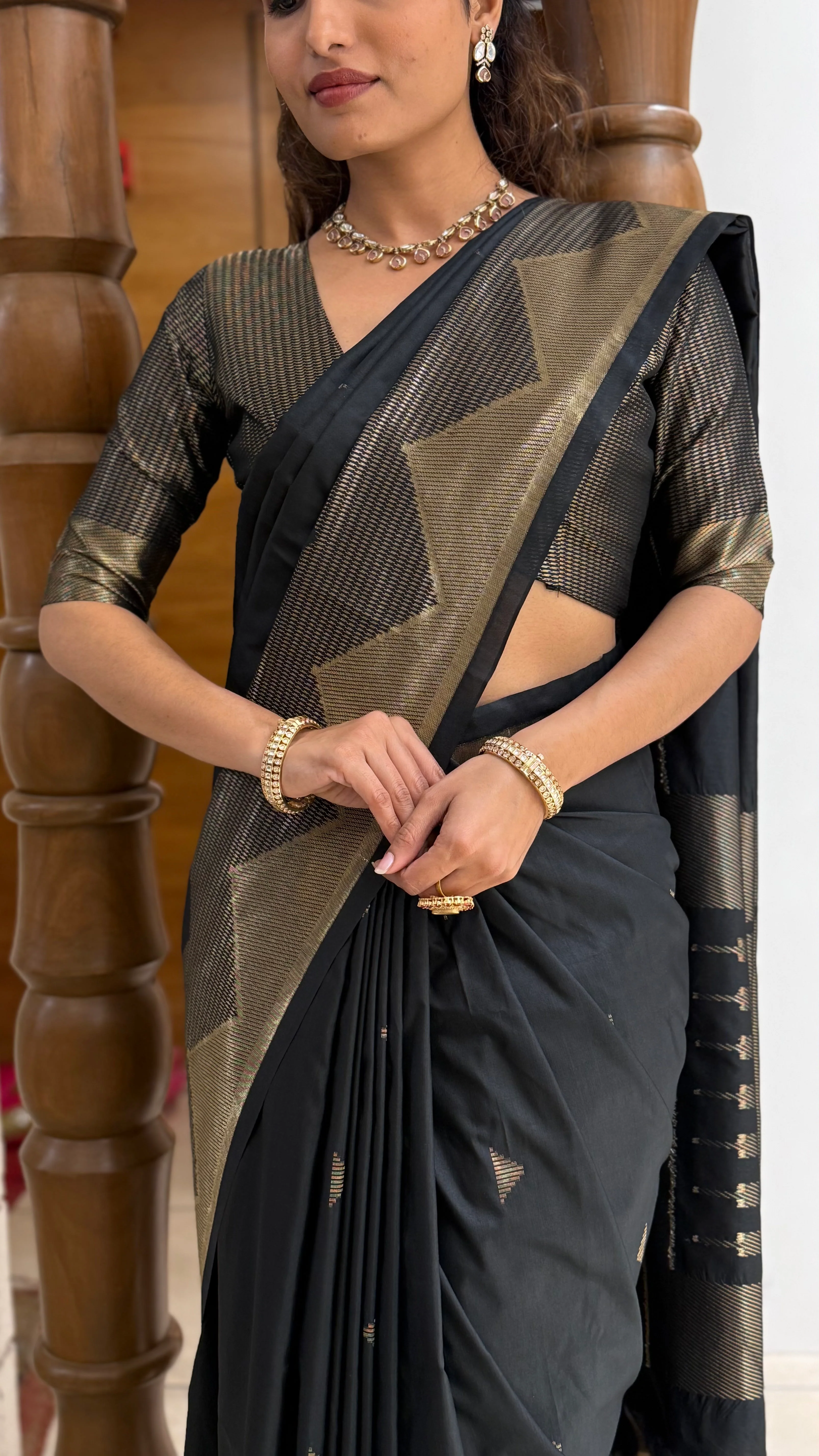 Elegant Soft Silk Saree with Geometric Zari Border Festive & Wedding Collection - Image 14