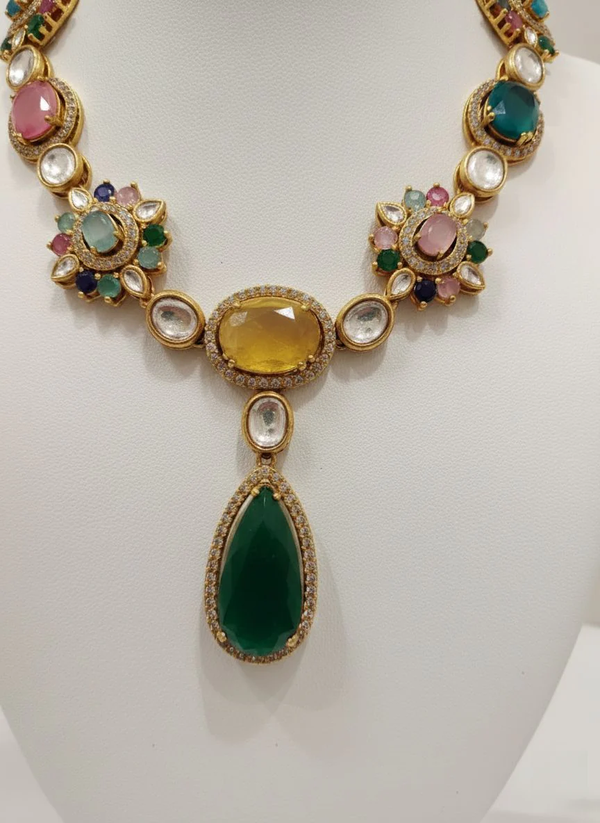 Emerald Green and Multicolor Kundan Necklace Set with Pear Drop Pendant - Image 3