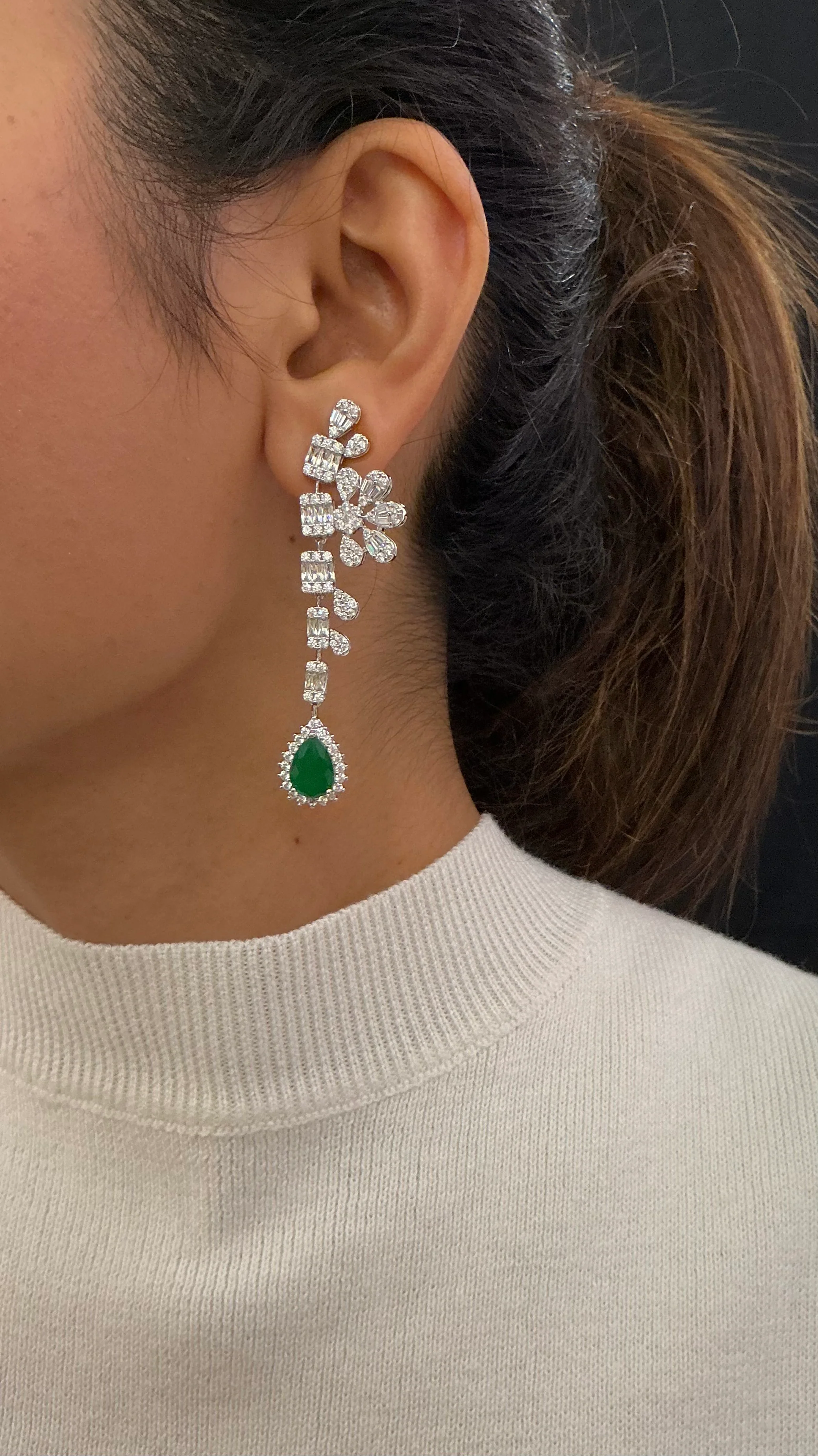 Emerald Green Double Drop Diamond Necklace – Luxury Long Tassel Statement Piece - Image 2