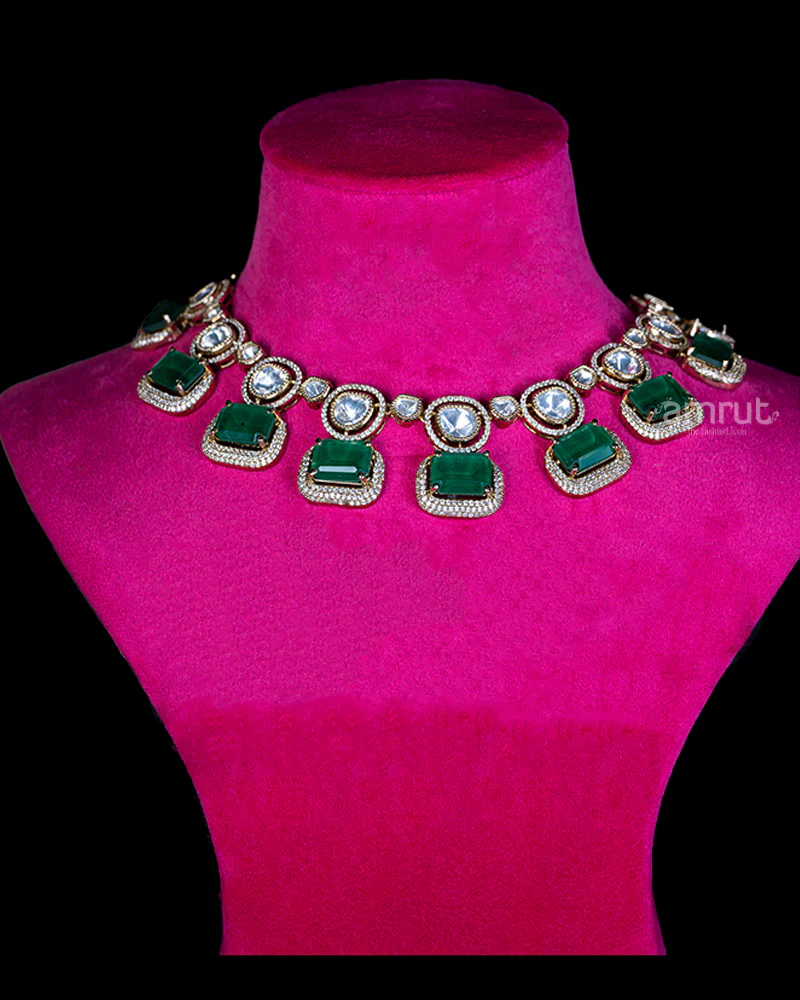 Emerald Green Gemstone Gold-Toned Choker Necklace and Earrings - Image 2