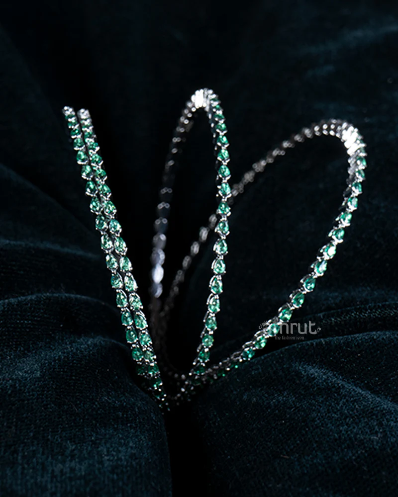 Emerald Green Stone Four Bangle Set - Image 2