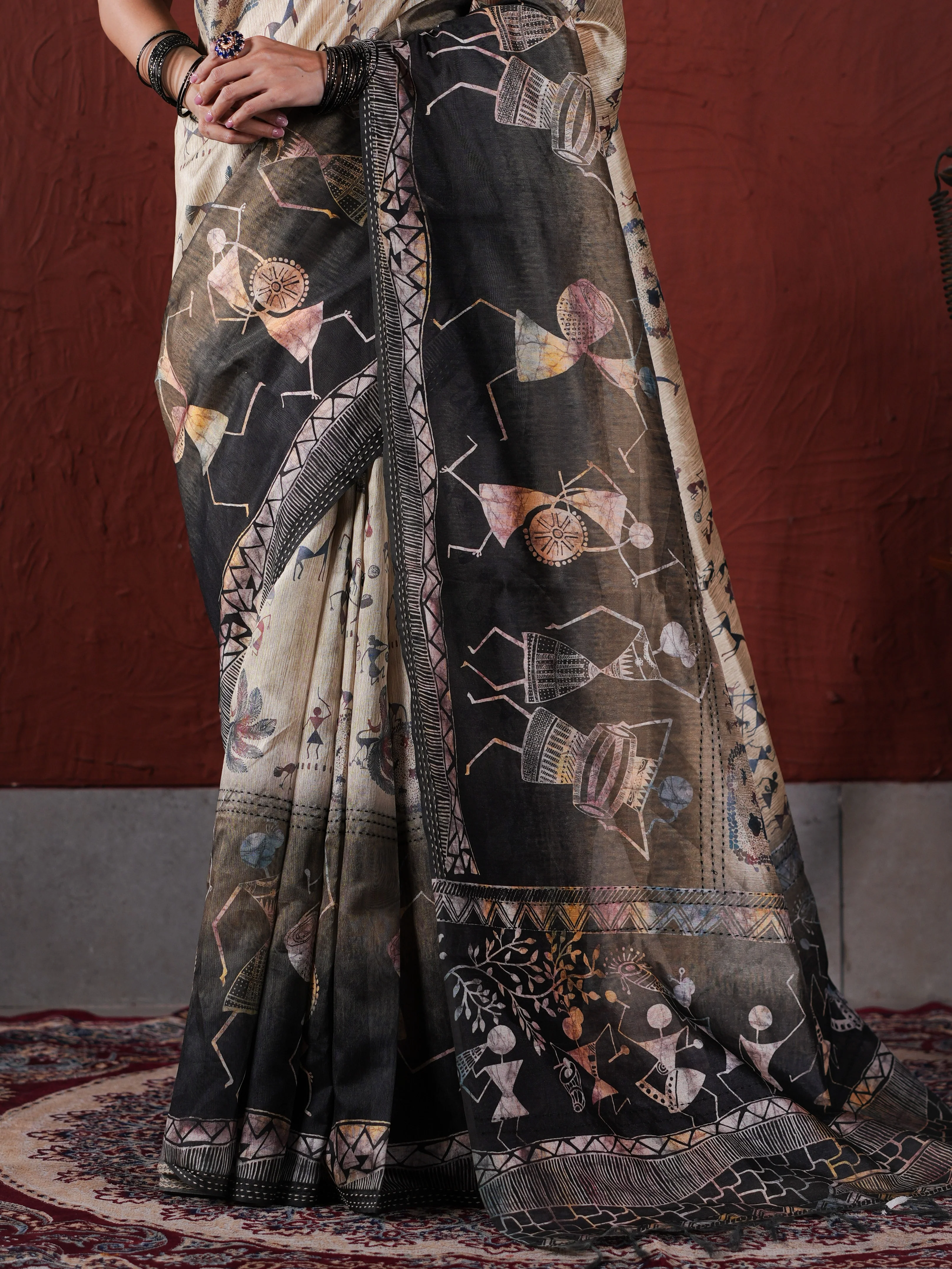 Ethnic Warli Print Saree in Khadi Style PV Cotton with Unstitched Blouse - Image 3