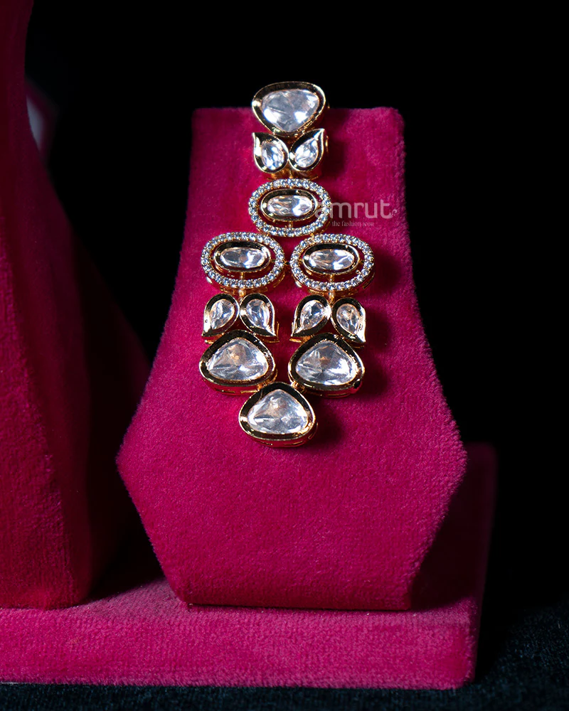 Golden Crystal Necklace Set with Matching Maang Tikka - Image 3
