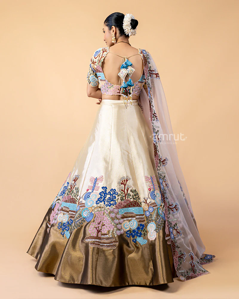 Golden Lehenga Choli with Zardozi Work and Net Dupatta - Image 6