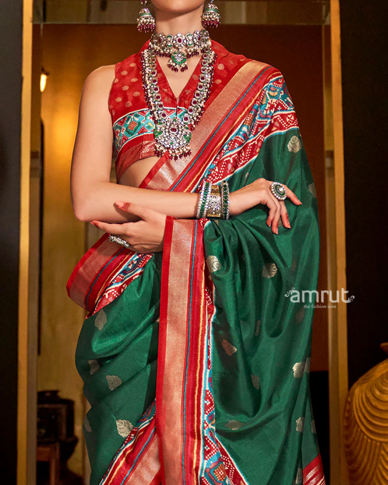 Green and Red Printed Border Traditional Saree with Unstitched Blouse - Image 3