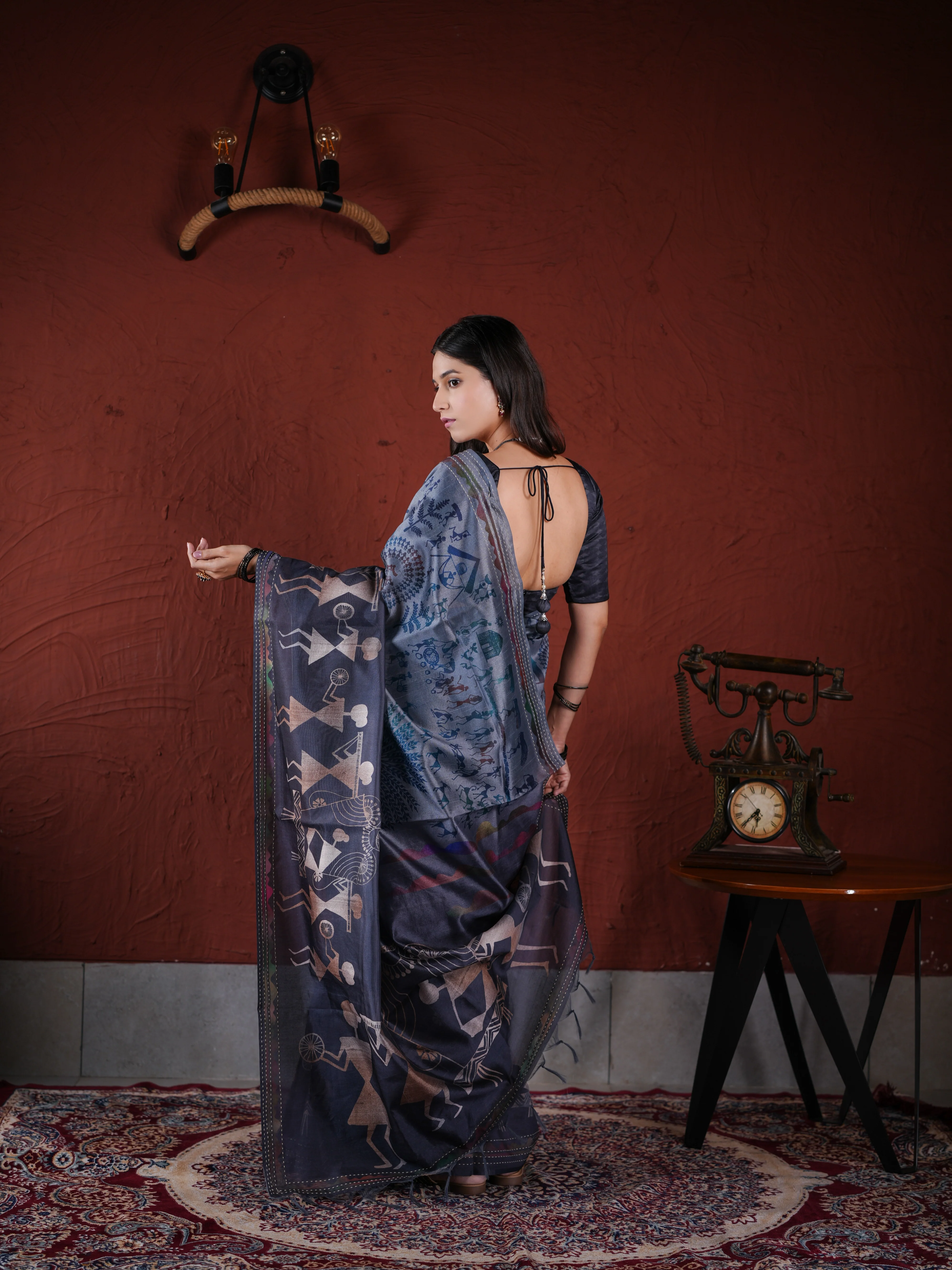 Charcoal Grey PV Cotton Khadi Saree with Traditional Warli Prints Unstitched Blouse - Image 8