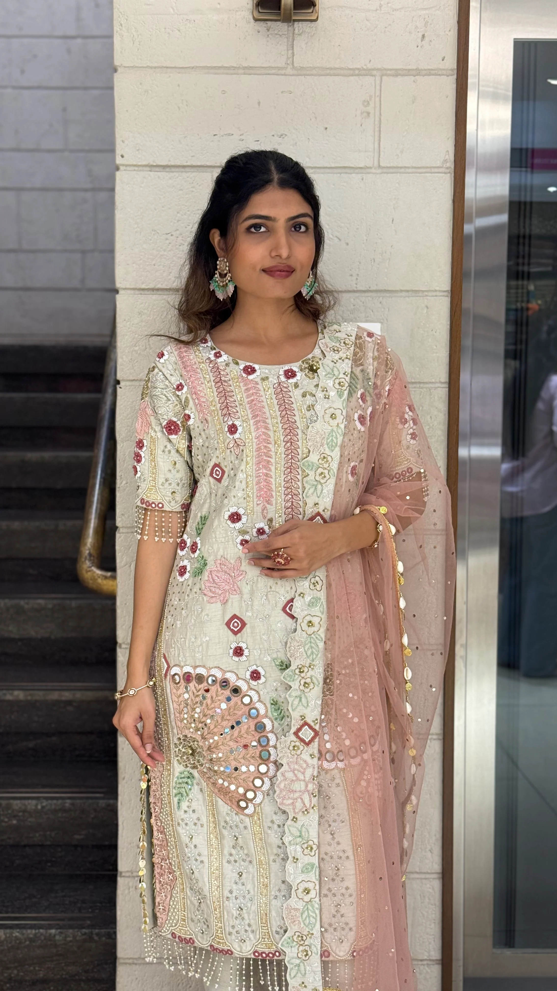 Ivory Designer Kurta Set with Multicolor Embroidery & Peach Dupatta - Image 3