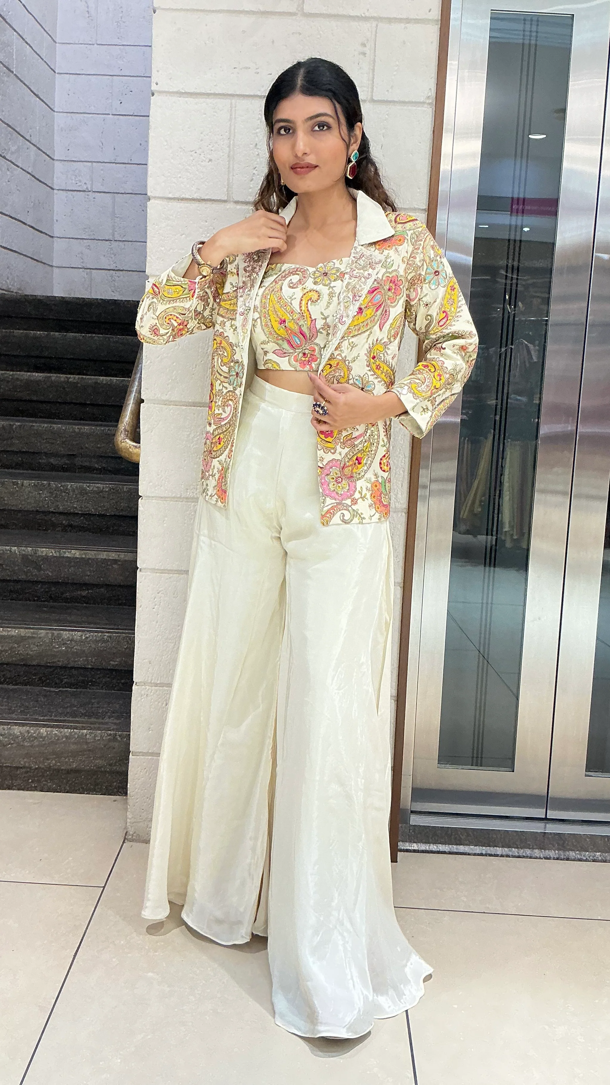 Ivory Paisley Printed Designer Palazzo Set with Crop Top & Statement Jacket - Image 3