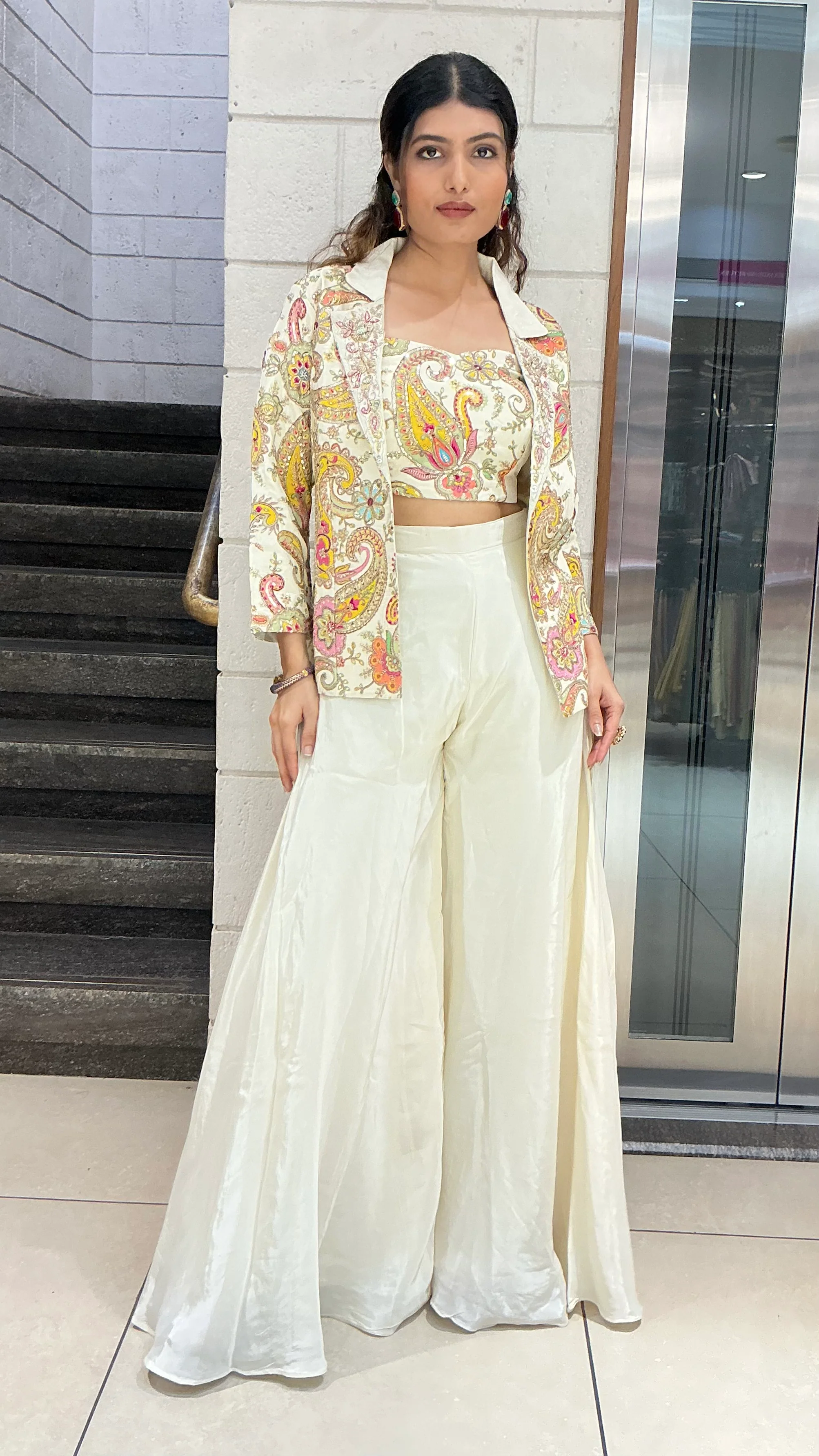 Ivory Paisley Printed Designer Palazzo Set with Crop Top & Statement Jacket - Image 4