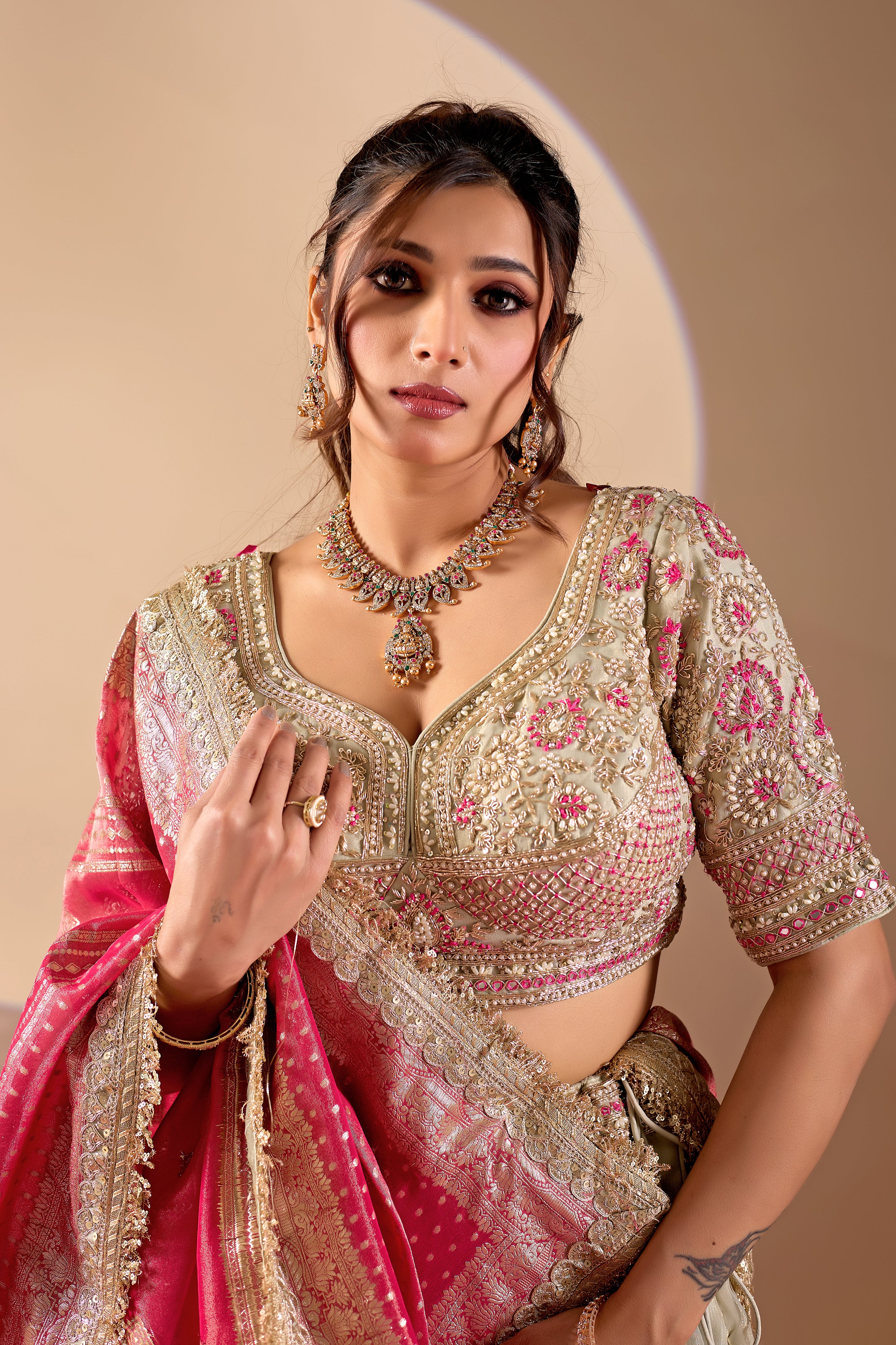 Ivory & Pink Bridal Lehenga Set with Banarasi Dupatta - Image 2