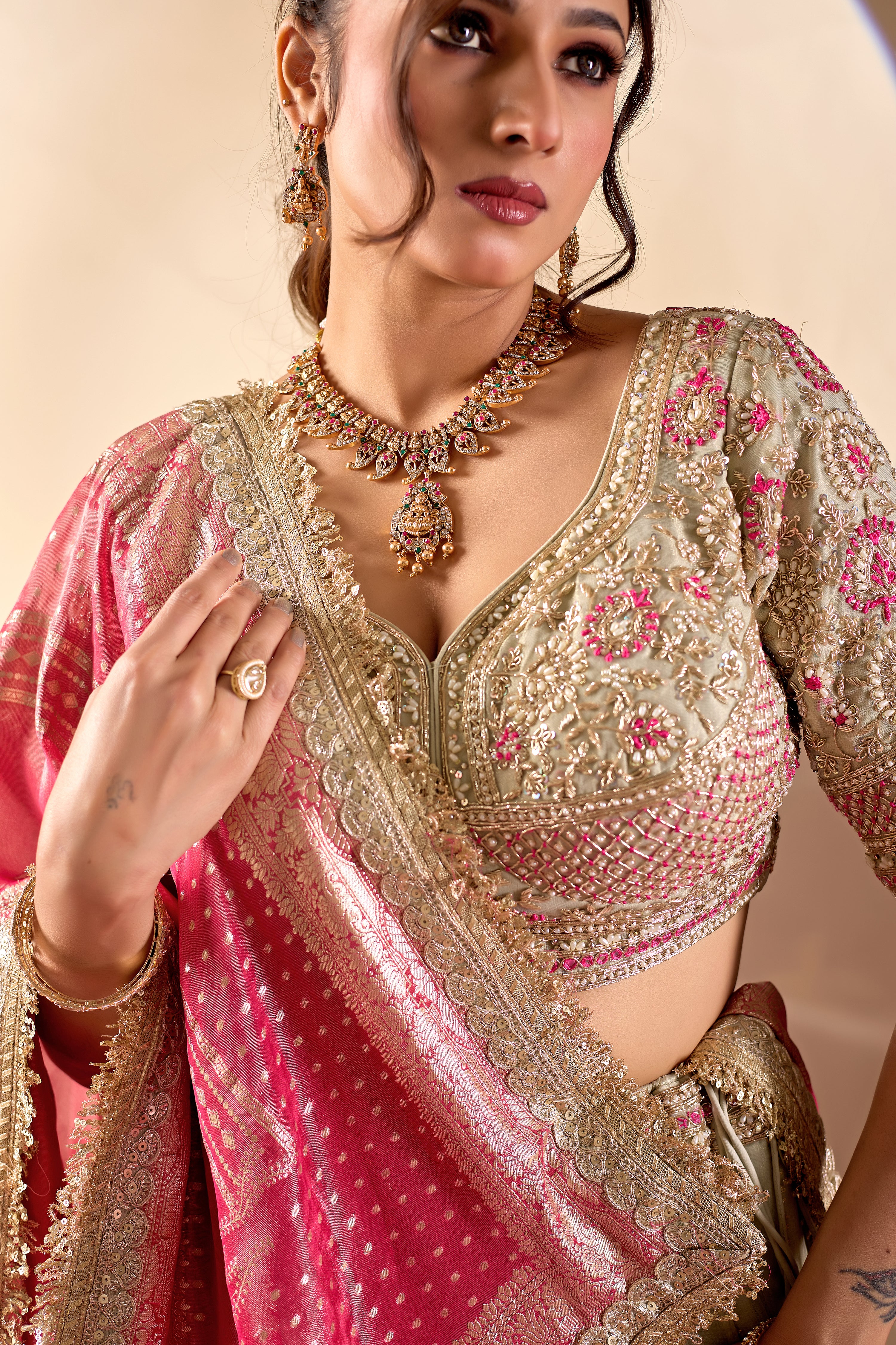 Ivory & Pink Bridal Lehenga Set with Banarasi Dupatta - Image 3