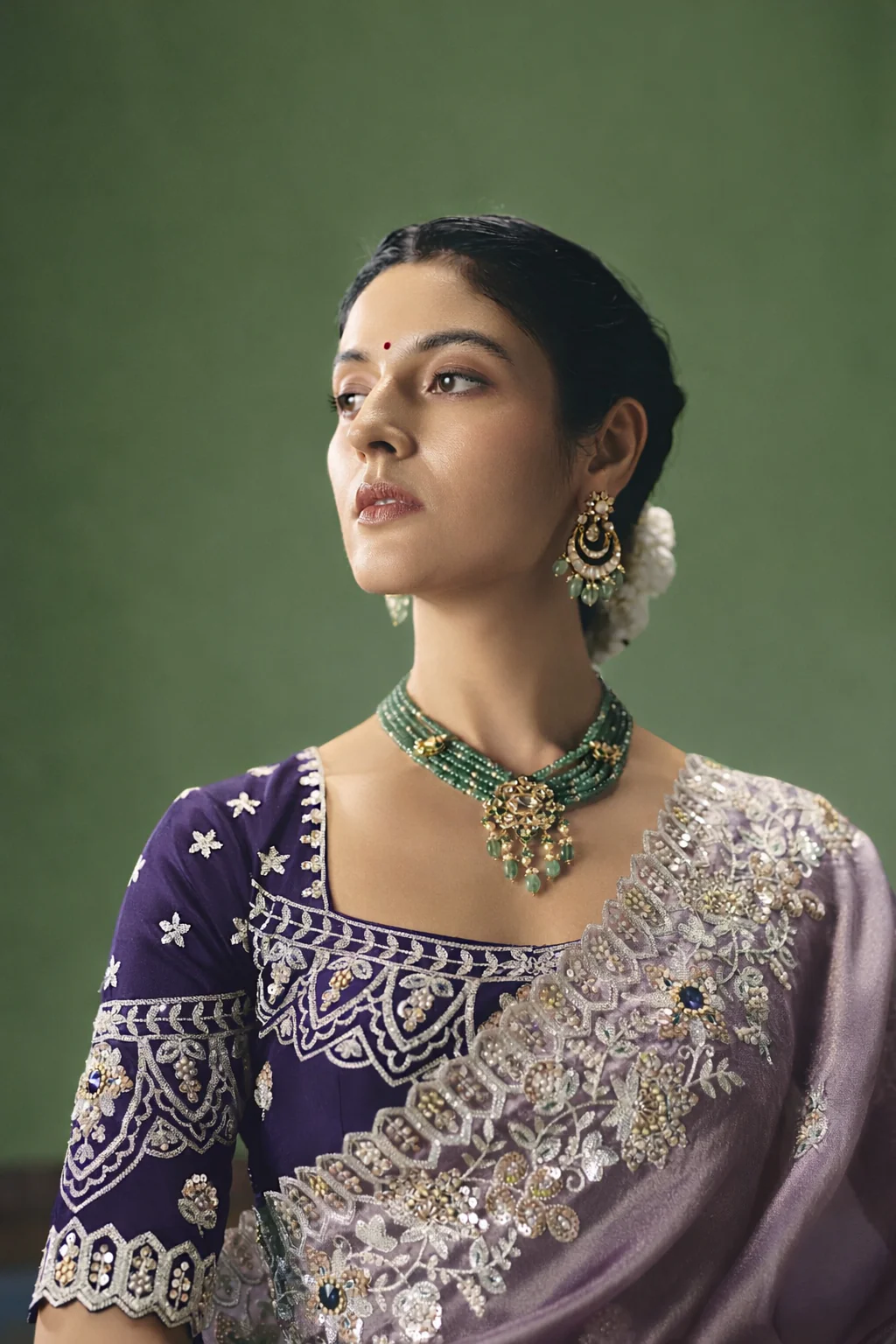 Lavender Designer Embroidered Saree with Contrast Blouse - Image 3