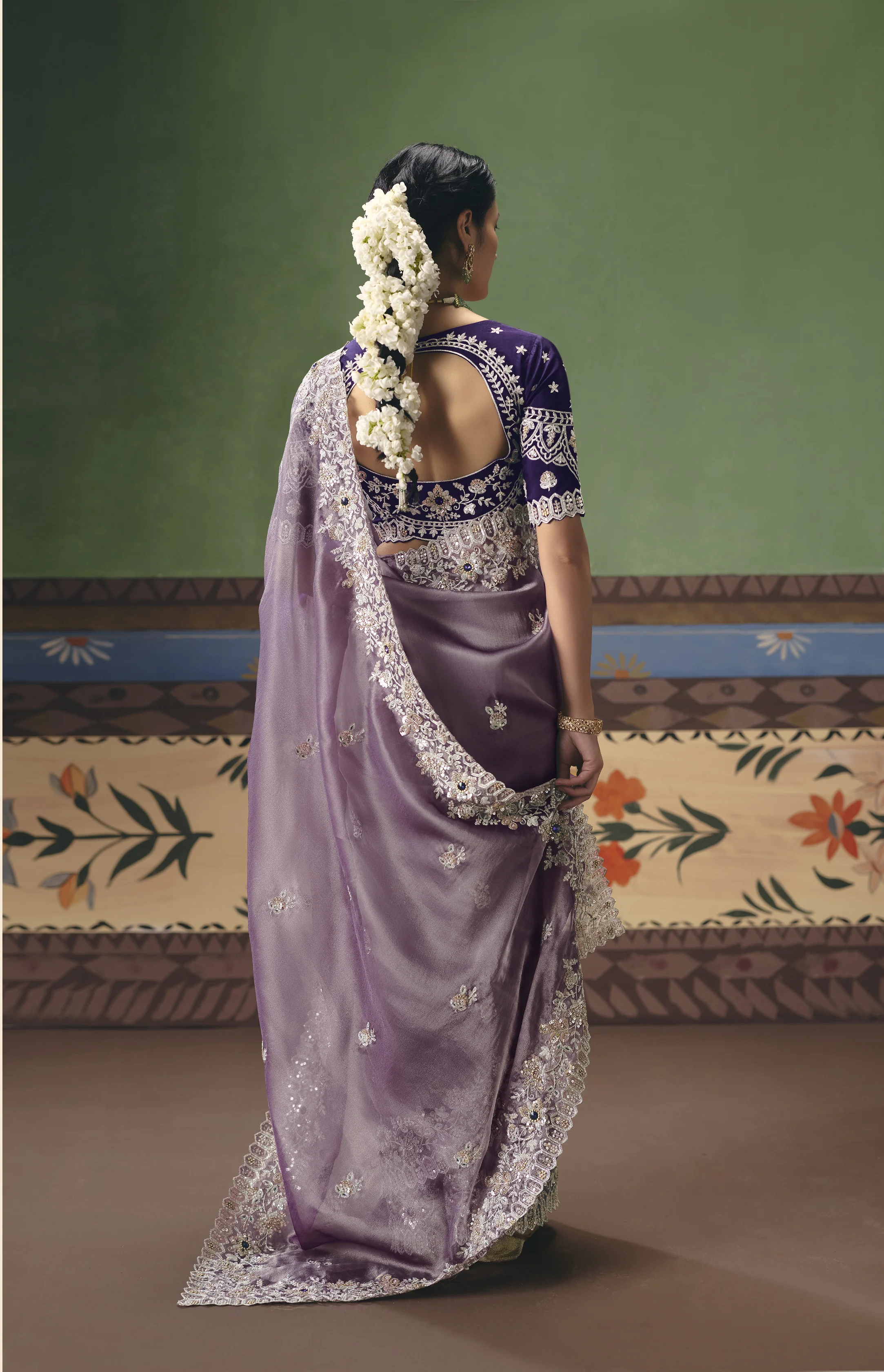 Lavender Designer Embroidered Saree with Contrast Blouse - Image 6