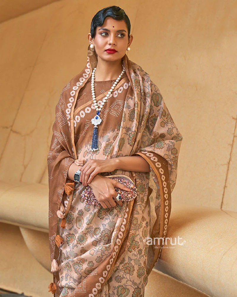 Light Beige Floral Printed Cotton Saree with Unstitched Blouse - Image 2