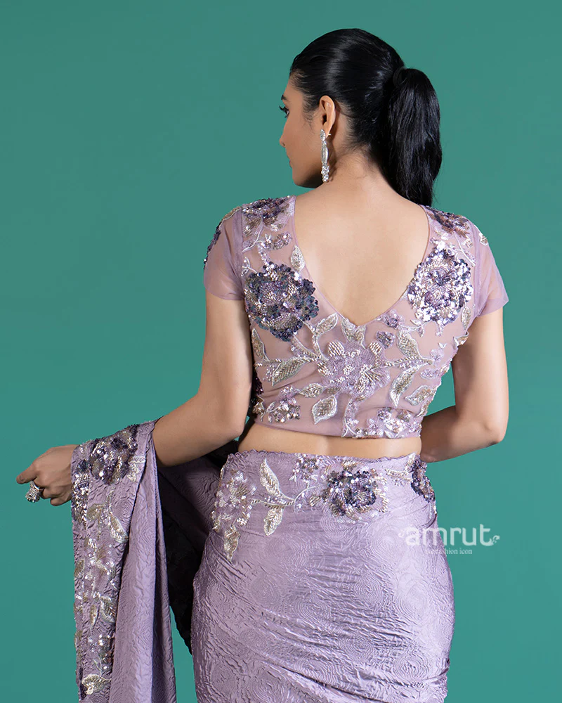 Light Purple Crepe Saree with Stitched Blouse - Image 5