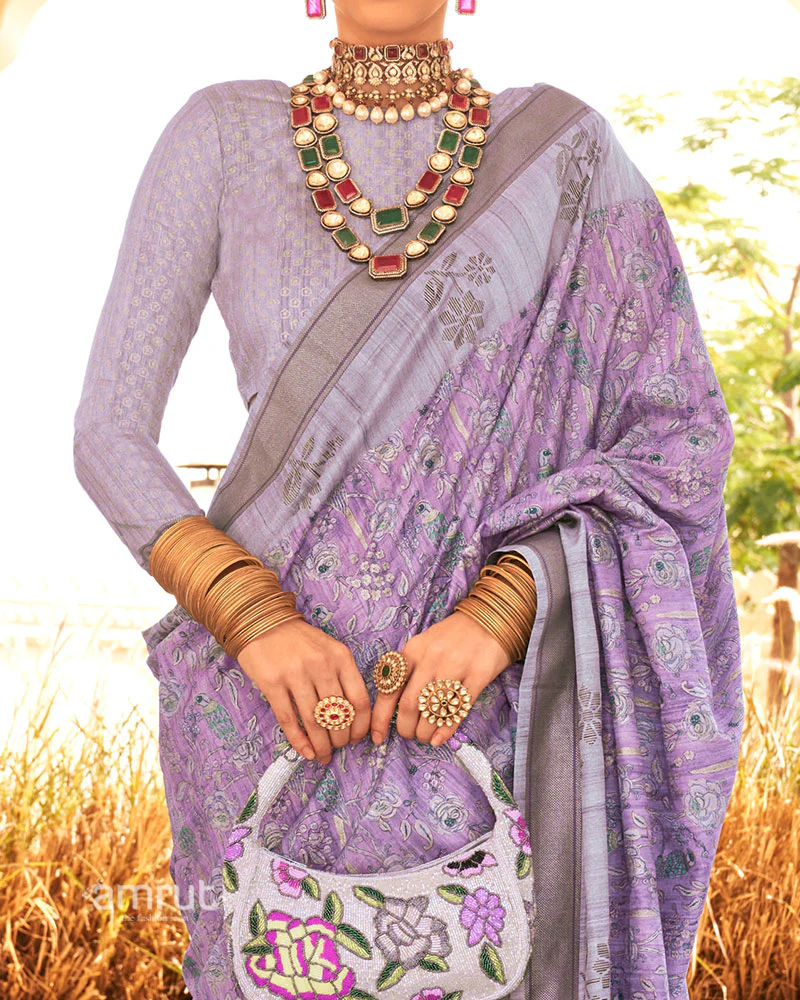 Light Purple with Brown Border Printed Saree and Unstitched Blouse - Image 3