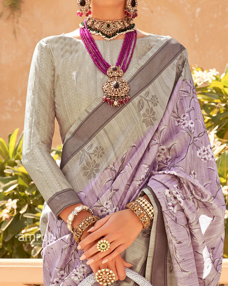Light Purple with Light Brown Border Printed Saree and Unstitched Blouse - Image 3