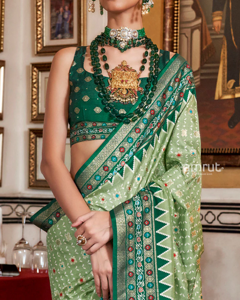 Light Sage Green with Teal Floral Motifs Printed Border Saree and Unstitched Blouse - Image 3