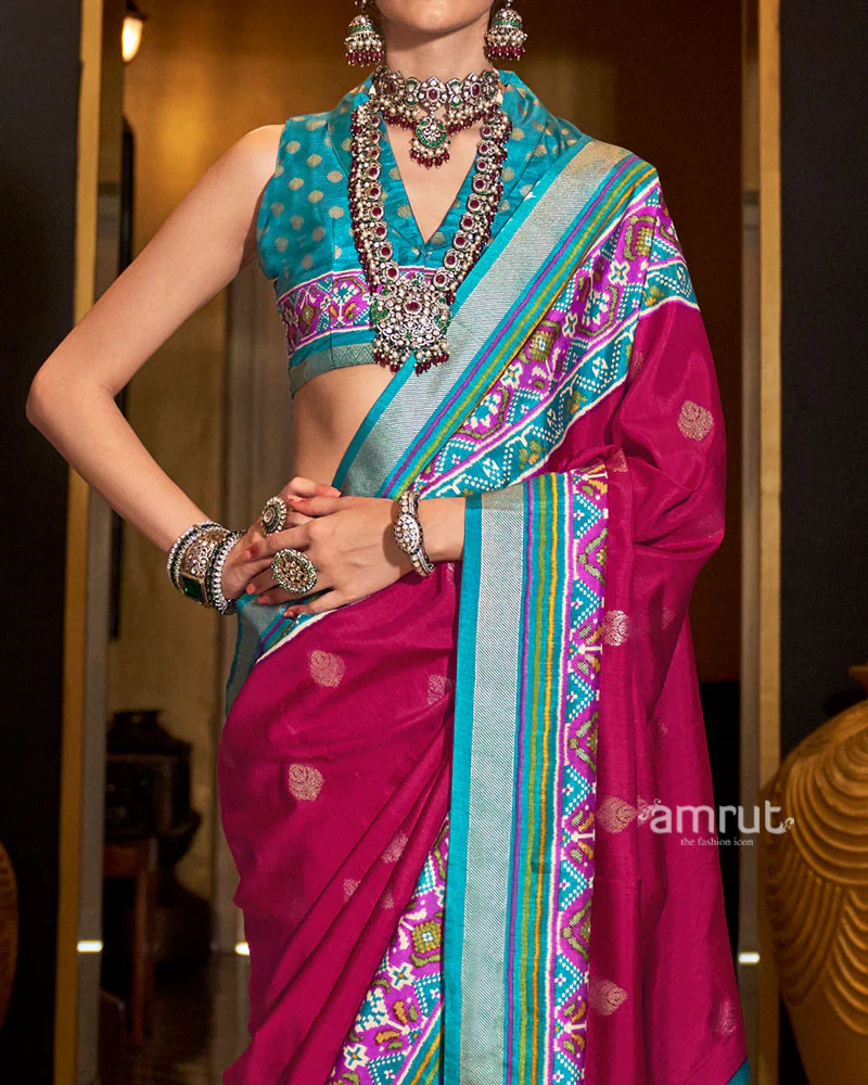 Magenta and Teal Printed Border Traditional Saree with Unstitched Blouse - Image 3