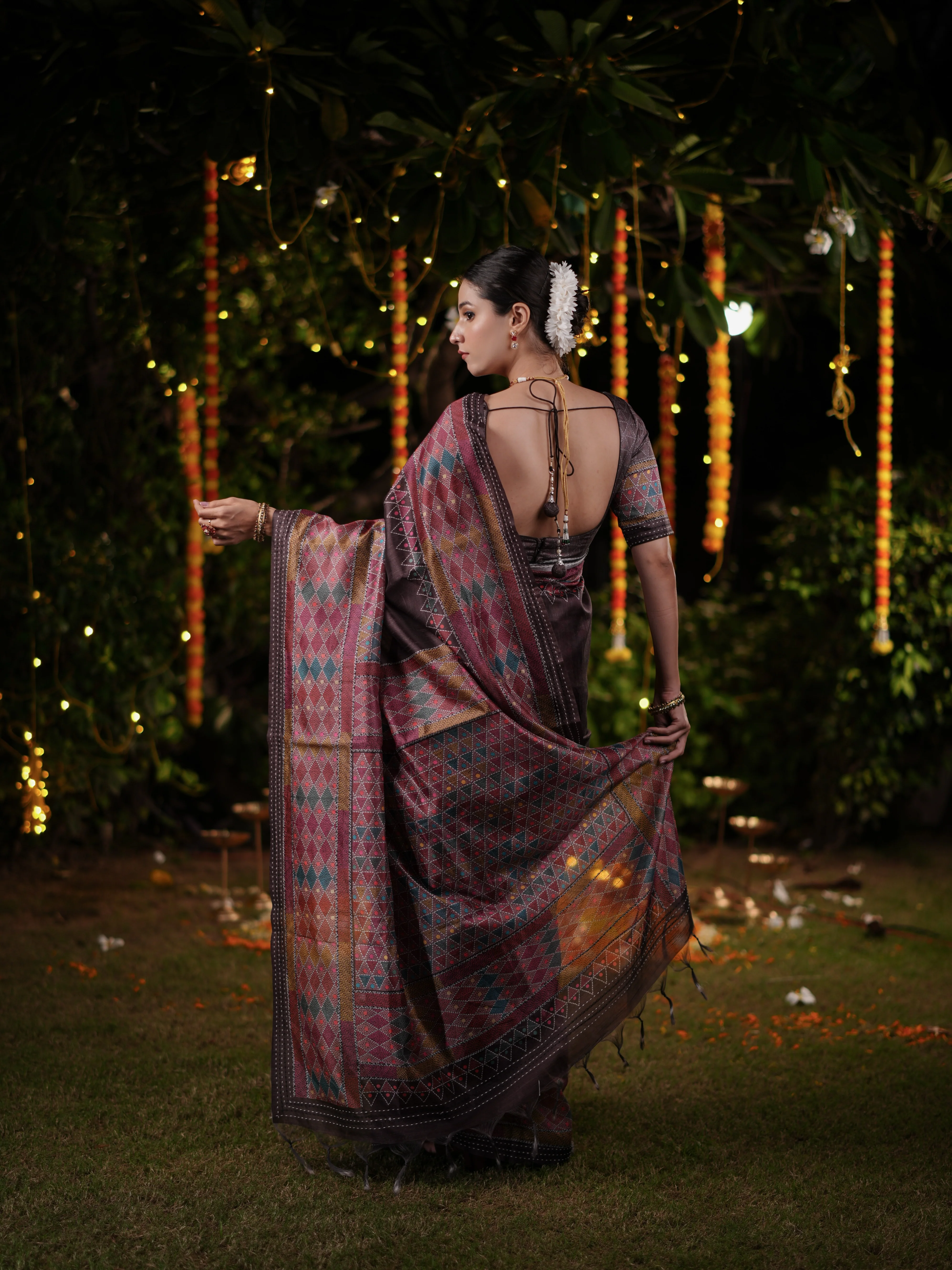 Maroon and Brown PV cotton Khadi Saree with Geometric Print and Unstitched Blouse - Image 6