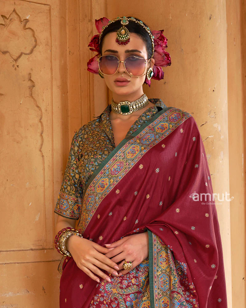 Maroon Floral Printed Border Saree with Unstitched Blouse - Image 2