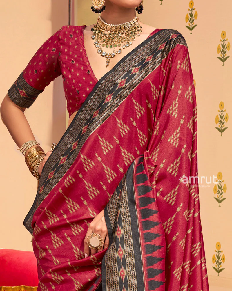 Maroon Ikat Printed  Saree with Contrast Black Border and Unstitched Blouse - Image 3