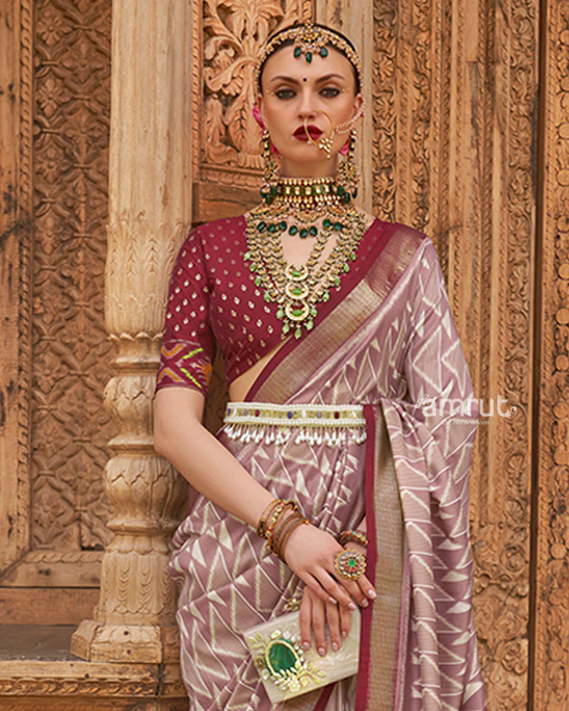 Mauve Geometric Patterns & Maroon Border Patola Silk Saree with Unstitched Blouse - Image 2