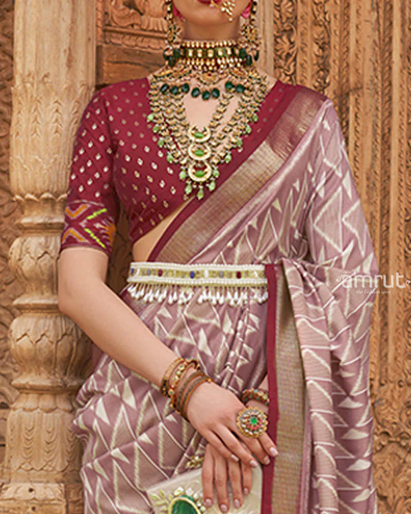 Mauve Geometric Patterns & Maroon Border Patola Silk Saree with Unstitched Blouse - Image 3