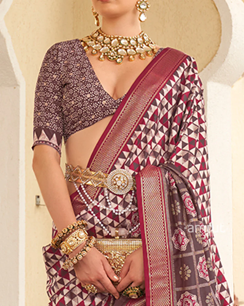 Mauve Taupe & White Geometric Printed Embellished Zari Border Silk Saree with Unstitched Blouse - Image 3