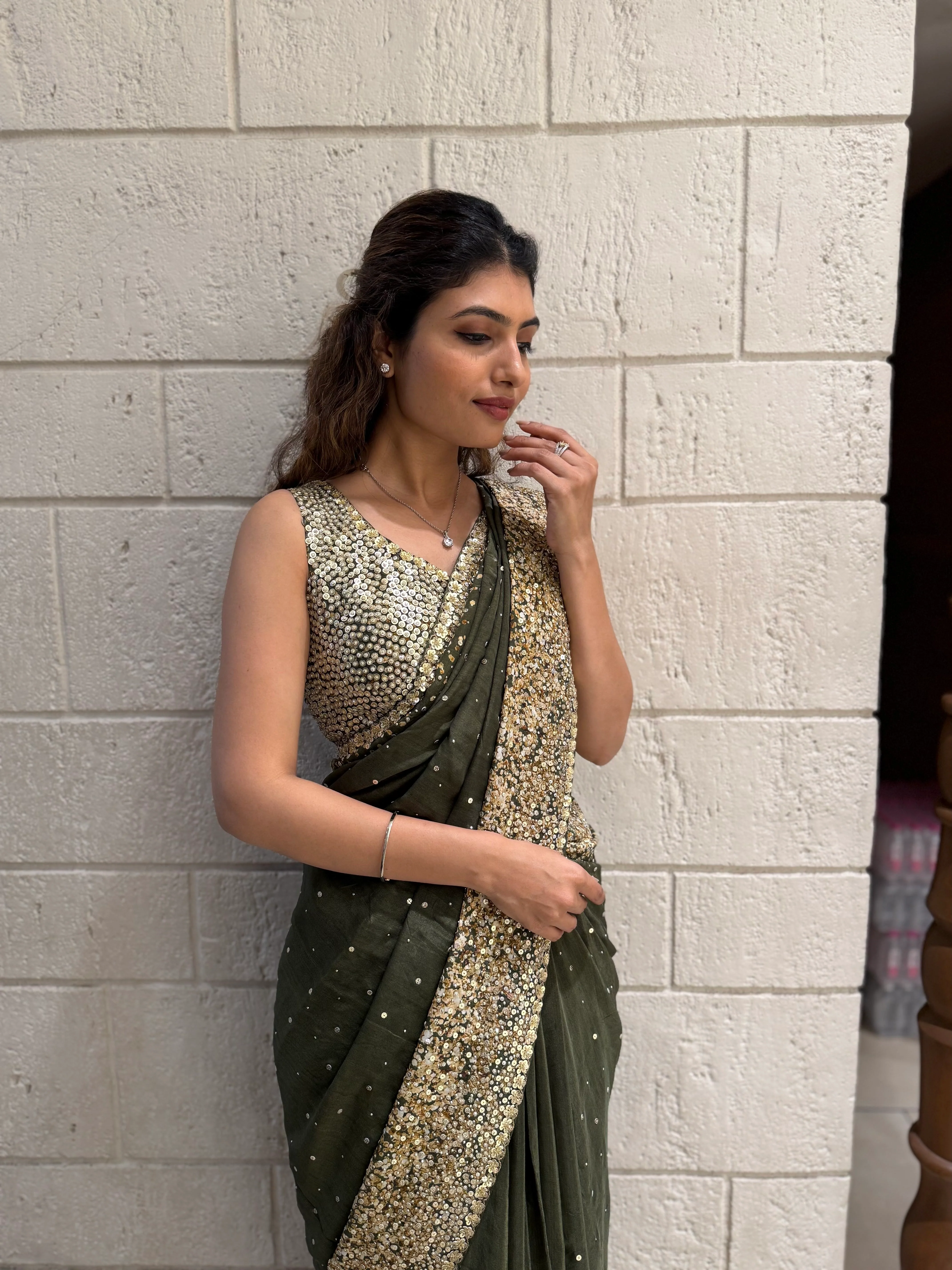 Olive Green Georgette Saree with Sequin and Pearl Embroidery – Elegant Party - Image 4
