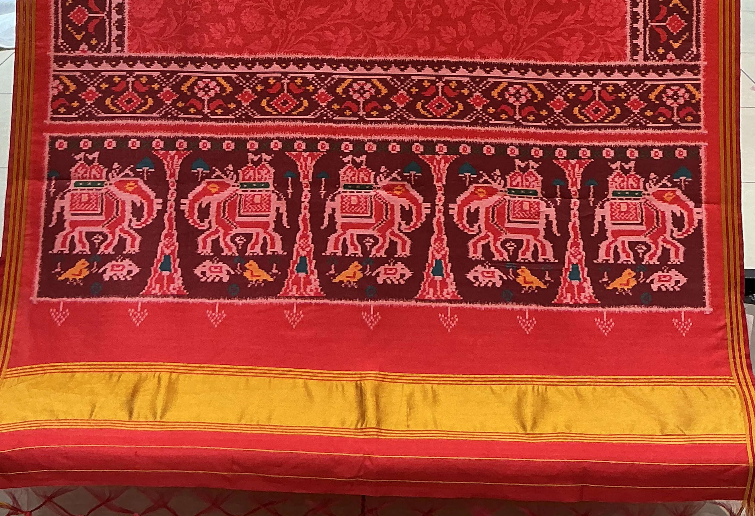 Patan Patola Inspired Red Saree with Royal Elephant Border & Floral Heritage Weave P326 - Image 3