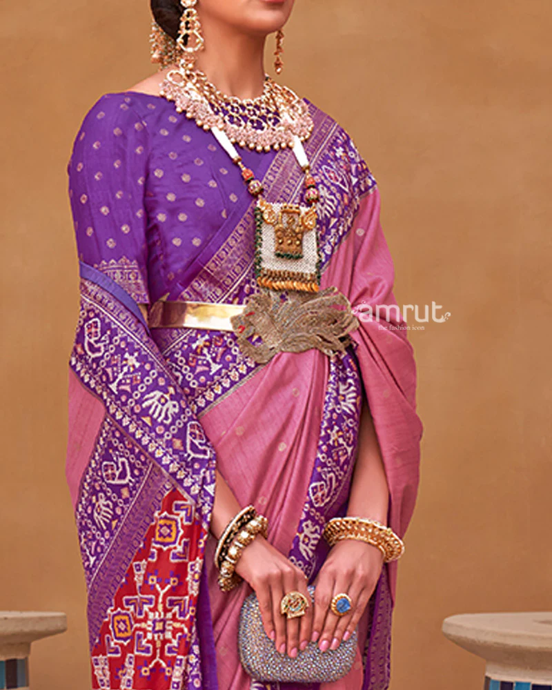 Pink Zari Weaving Purple Border Saree in Patola Silk with Unstitched Blouse - Image 3