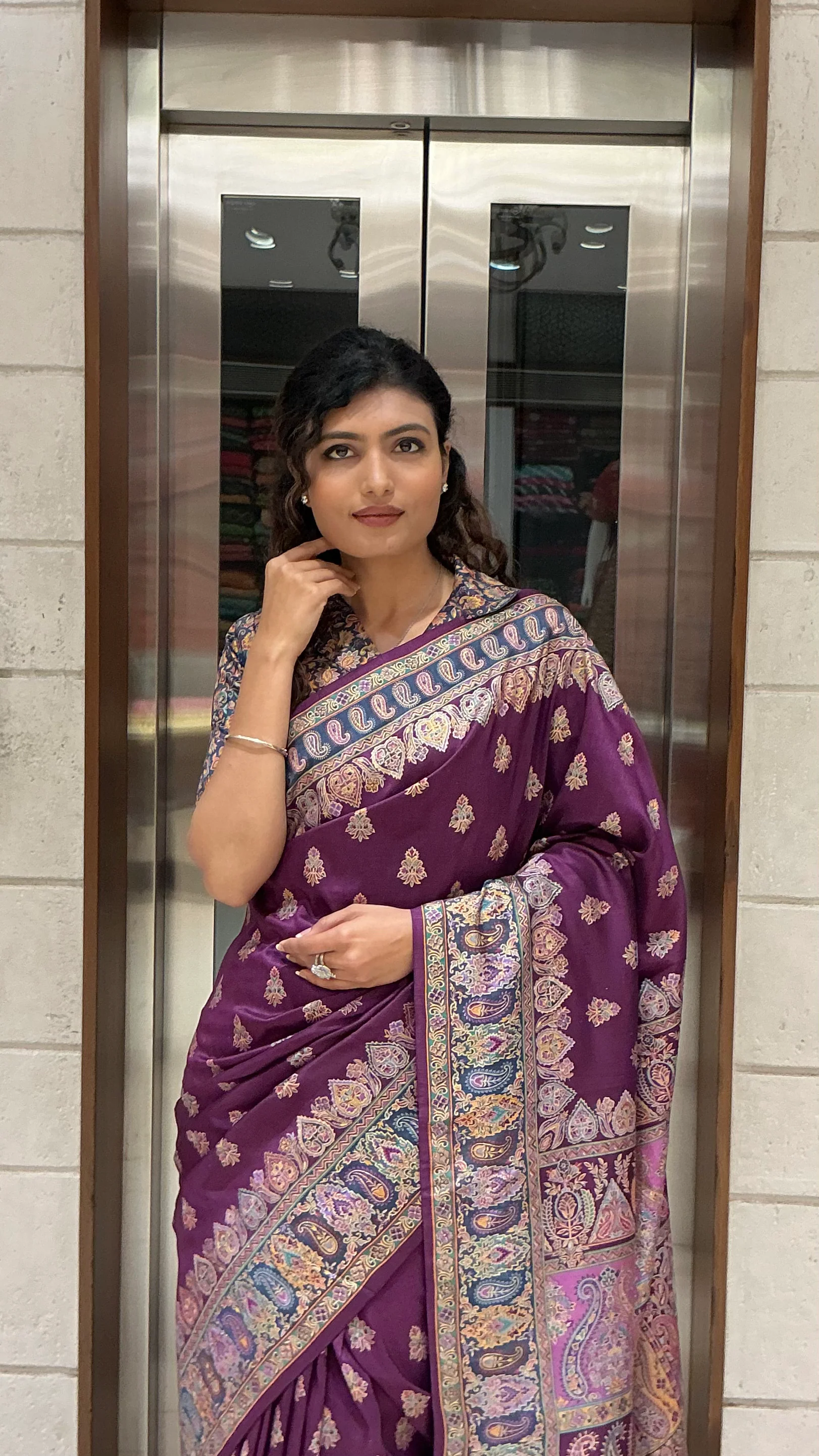Plum Purple Heritage Paisley Printed Designer Saree - Image 5